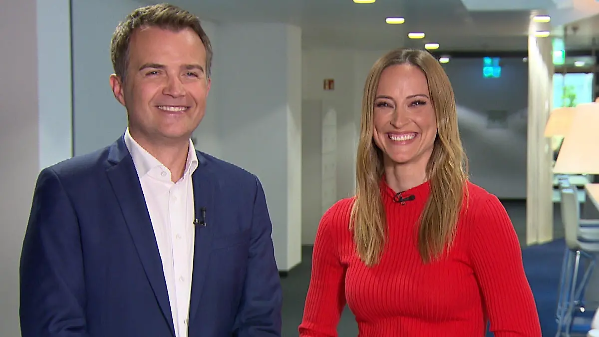 Christopher Wittich und Anna Fleischhauer bei einem Interview.