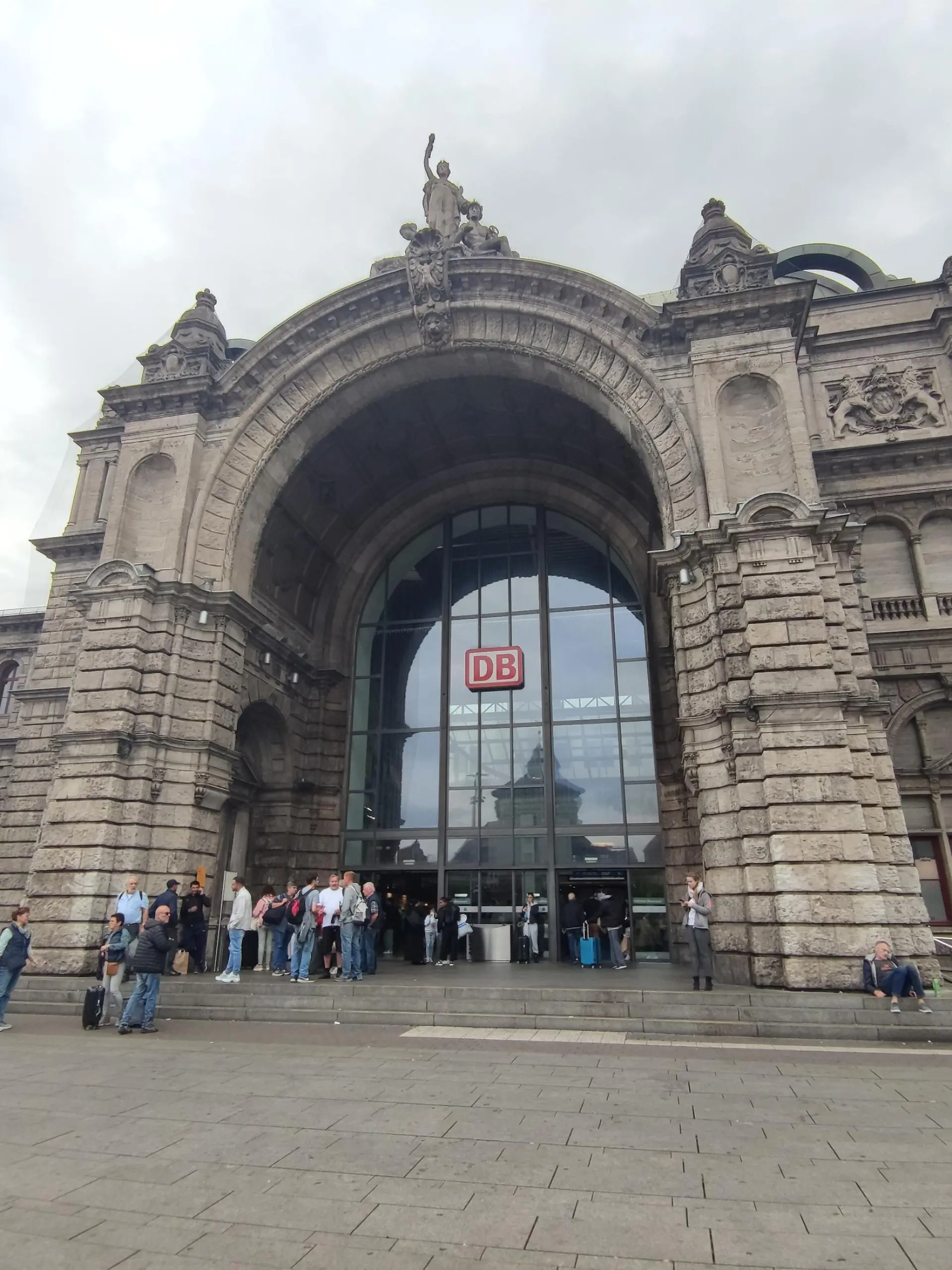 08.10.2023, Nürnberg Hauptbahnhof