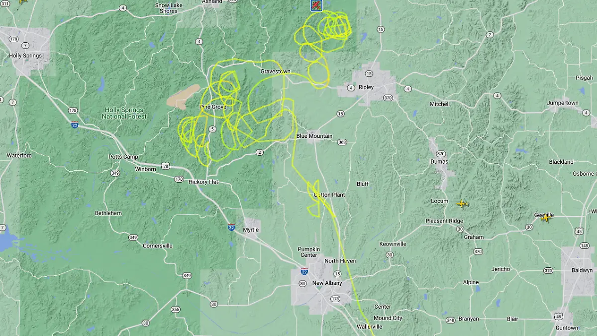 The flight path of a Beech C90A small twin-engine passenger plane is seen after its pilot threatened to intentionally crash into a Walmart in Mississippi, according to local police in Tupelo, Mississippi, U.S. September 3, 2022.  Courtesy of Flightradar24.com/Handout via REUTERS NO RESALES. NO ARCHIVES. MANDATORY CREDIT. THIS IMAGE HAS BEEN SUPPLIED BY A THIRD PARTY.