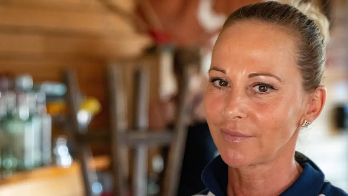 Krümel zeigt mit 51 ihre sexy Figur