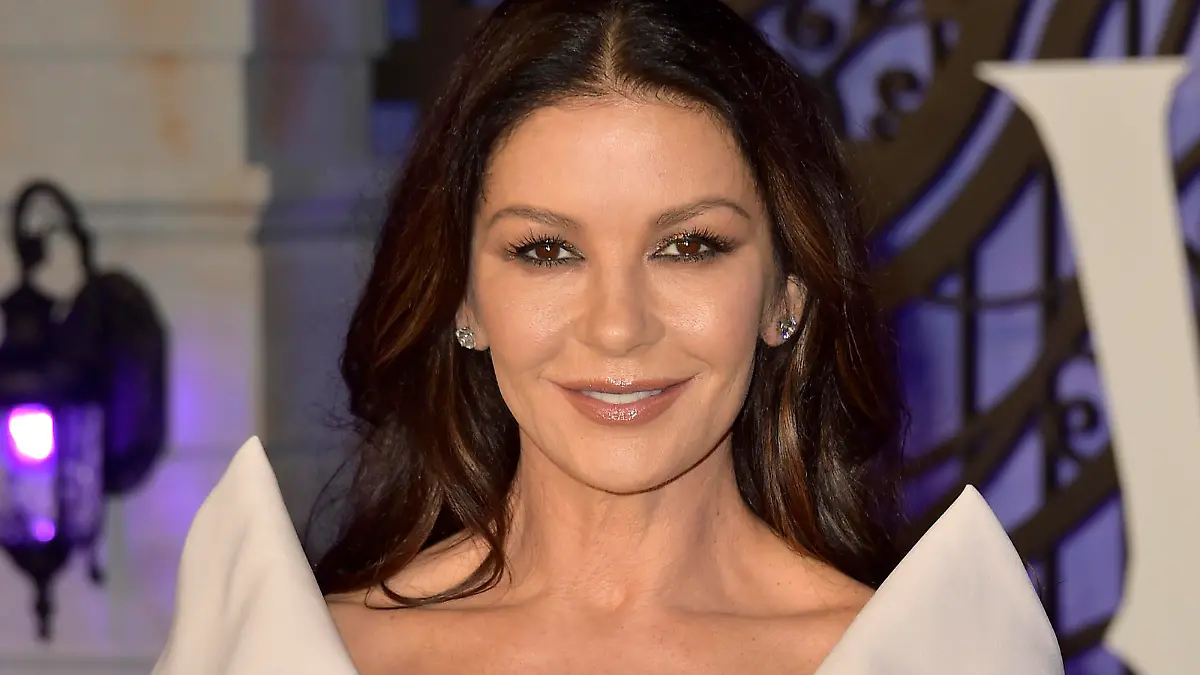 Catherine Zeta-Jones bei der Premiere der Netflix TV-Serie 'Wednesday' im Hollywood Legion Theater. Los Angeles, 16.11.2022