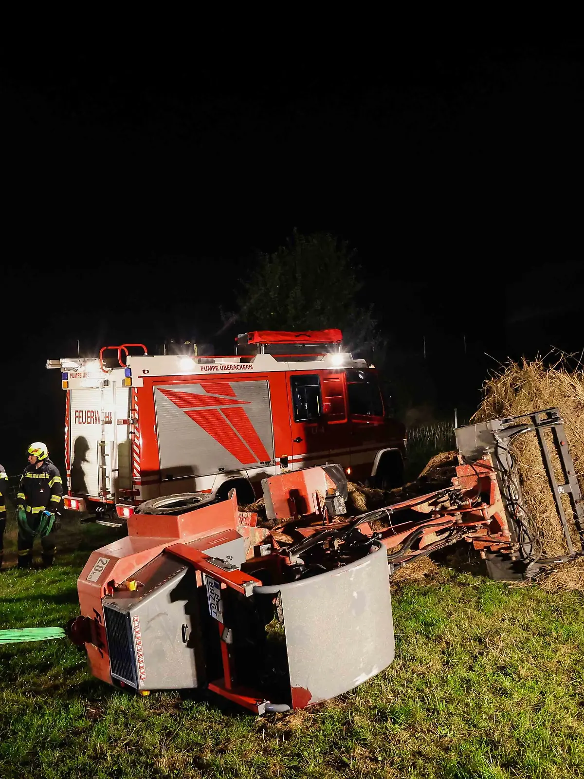 01.09.20202, Überackern, AUT, Personenrettung, Überackern, 11 Jähriger stirbt bei Unfall mit Hoftrak, im Bild die Unfallstelle, Pressefoto Scharinger © 2022, PhotoCredit D. Scharinger