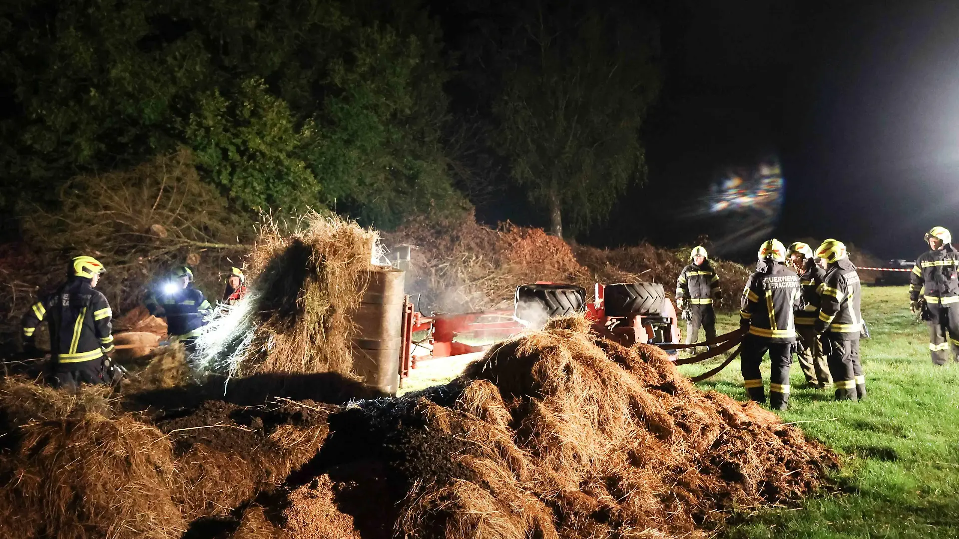 01.09.20202, Überackern, AUT, Personenrettung, Überackern, 11 Jähriger stirbt bei Unfall mit Hoftrak, im Bild die Unfallstelle, Pressefoto Scharinger © 2022, PhotoCredit D. Scharinger