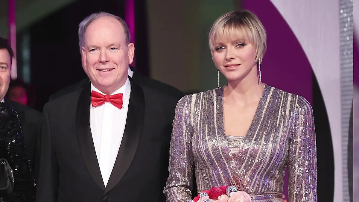 Fürstin Charlène präsentiert neuen Look Rosenball-Comeback