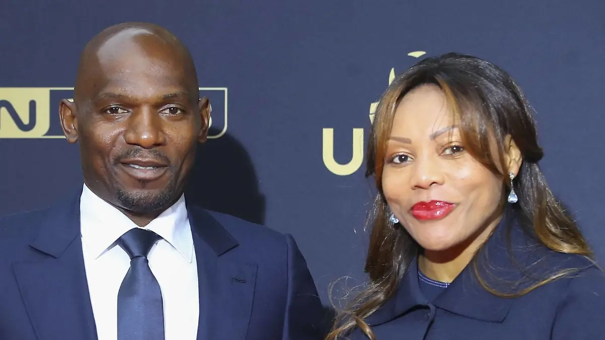 Geremi Njitap et sa compagne FOOTBALL : 28e Ceremonie des Trophees UNFP - Paris - 19/05/2019 GwendolineLeGoff/Panoramic PUBLICATIONxNOTxINxFRAxITAxBEL