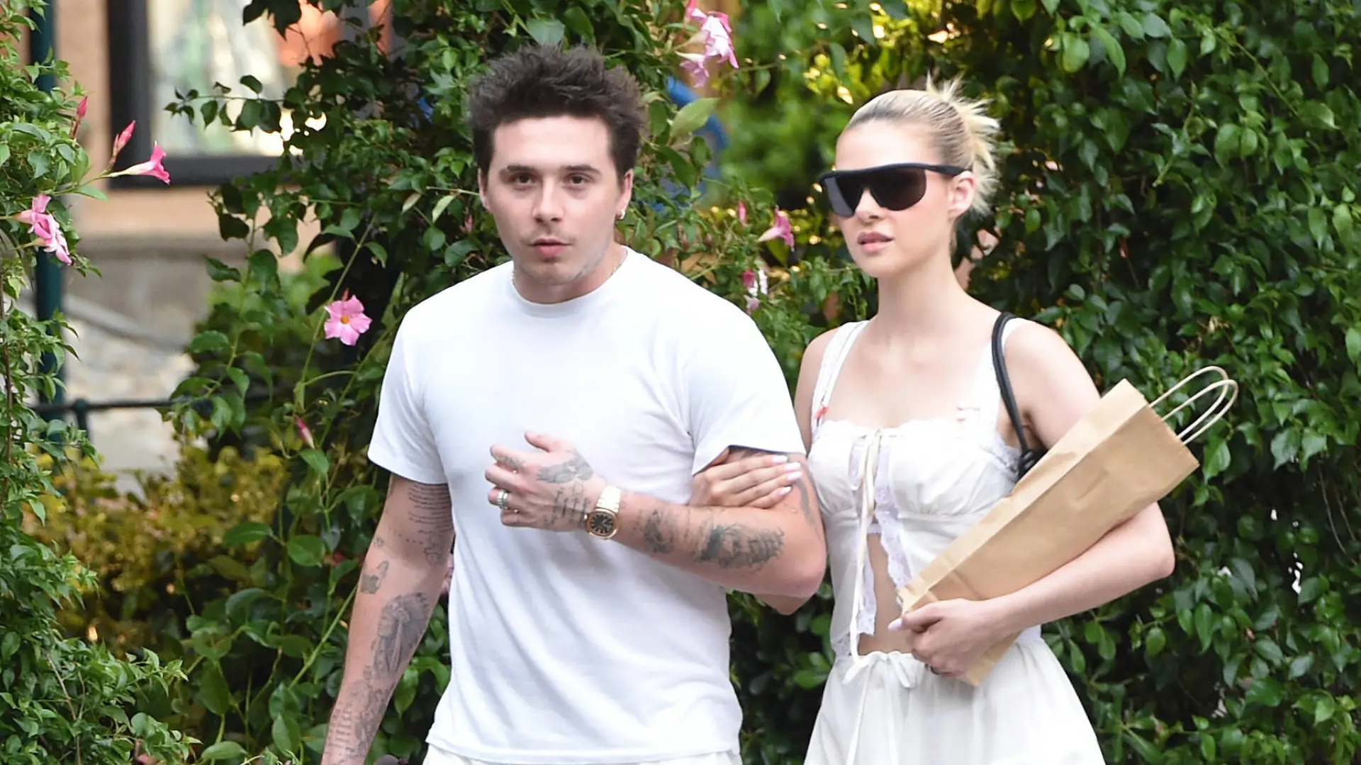 Entertainment Themen der Woche KW27 Entertainment Bilder des Tages Brooklyn Beckham and his wife Nicola Peltz on their honeymoon in Portofino PUBLICATIONxNOTxINxITA Copyright: xipa/fototrex/xipa-agency.netx/xportofinox
