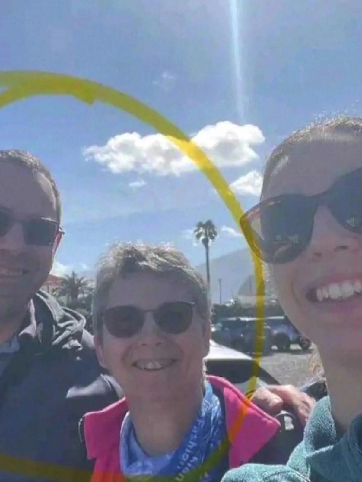 Paul und Véronique Blond (links, mitte) verschwinden im gemeinsamen Urlaub mit ihrer Tochter Johanna (rechts).