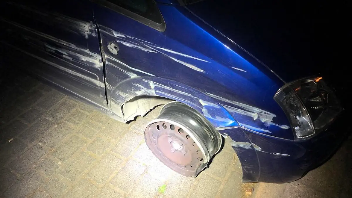 Beschädigter Opel Meriva