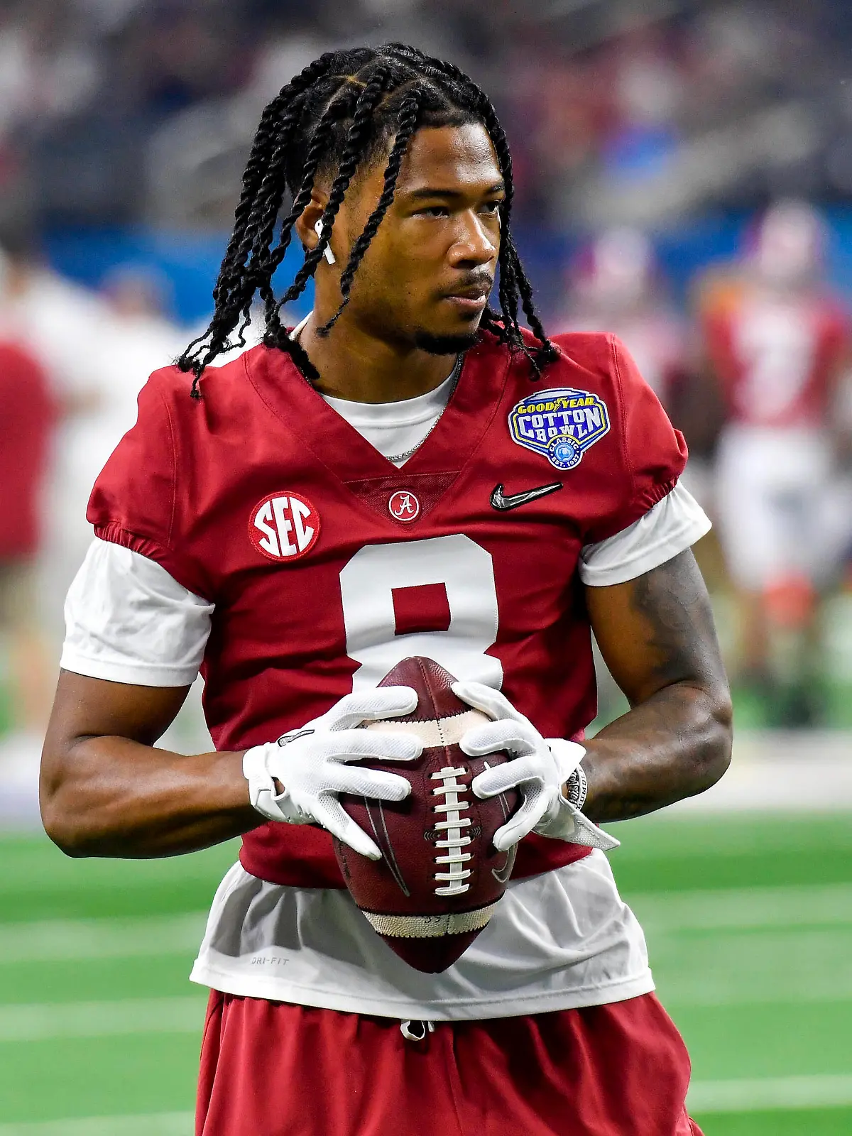 December 31, 2021: Alabama Crimson Tide wide receiver John Metchie III 8 on the field before the Cotton Bowl Classic Football Game between the University of Cincinnati Bearcats and the University of Alabama Crimson Tide at AT&T Stadium in Arlington, TX Alabama defeated Cincinnati 27-6 /CSM Dallas USA - ZUMAcp2_ 20211231_zaf_cp2_025 Copyright: xAlbertxPenax 