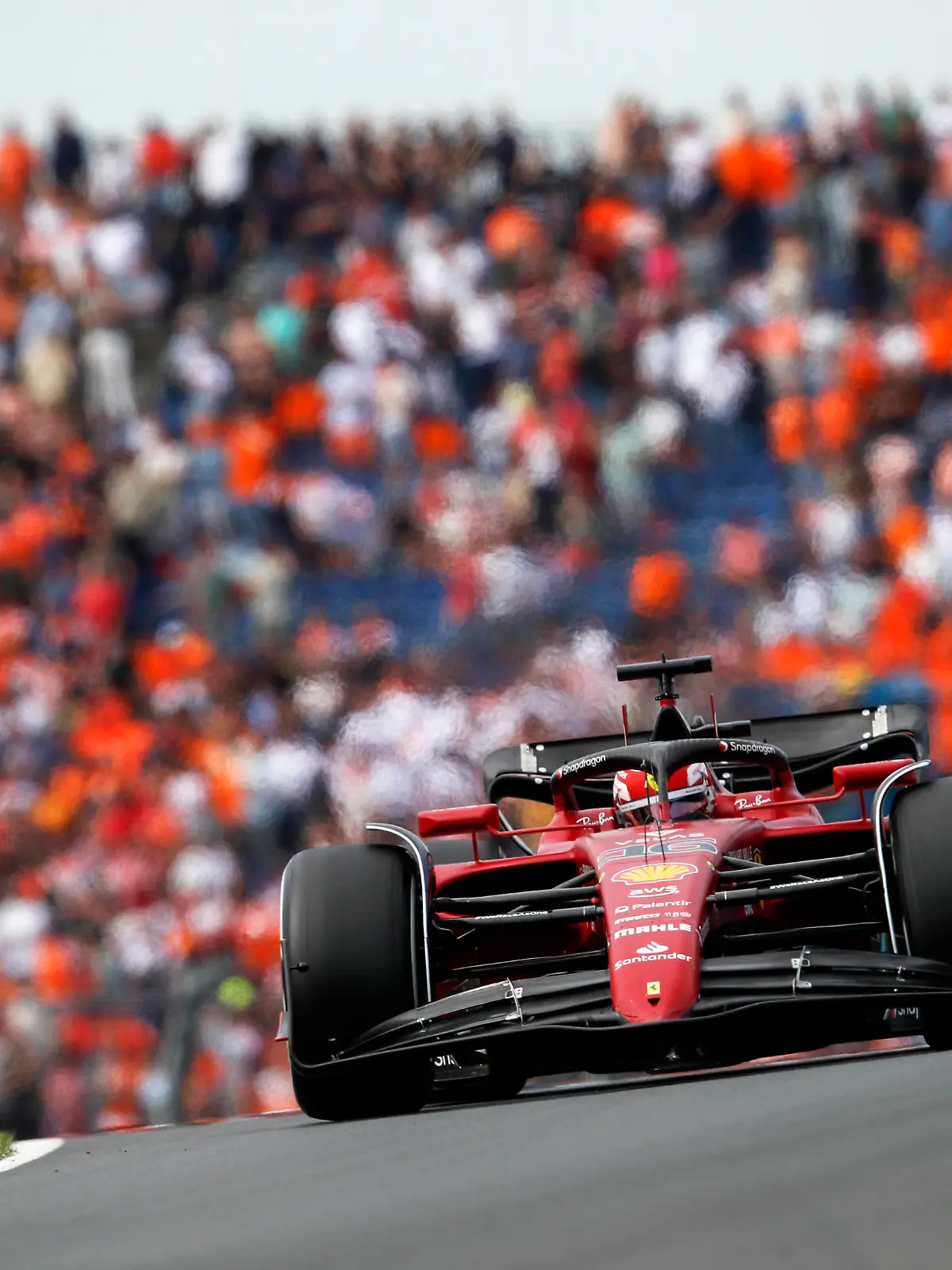  Formula 1 2022: Dutch GP CIRCUIT ZANDVOORT, NETHERLANDS - SEPTEMBER 02: Charles Leclerc, Ferrari F1-75 during the Dutch GP at Circuit Zandvoort on Friday September 02, 2022 in North Holland, Netherlands. Photo by Zak Mauger / LAT Images Images PUBLICATIONxINxGERxSUIxAUTxHUNxONLY GP2215_103921_54I1521