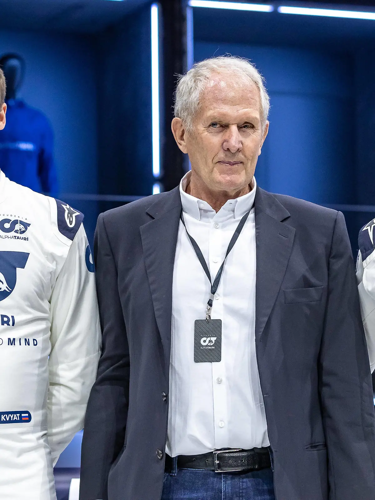14.02.2020, Hangar 7, Salzburg, AUT, FIA, Formel 1, AlphaTauri Auto Praesentation, im Bild v.l. Daniil Kwjat, Helmut Marko, Pierry Gasly // f.l. Daniil Kwjat Helmut Marko Pierry Gasly during the FIA formula 1 car presentation of the team AlphaTauri at the Hangar 7 in Salzburg, Austria on 2020/02/14. Salzburg *** 14 02 2020, Hangar 7, Salzburg, AUT, FIA, Formula 1, AlphaTauri car presentation, in the picture from l Daniil Kwjat, Helmut Marko, Pierry Gasly f l Daniil Kwjat Helmut Marko Pierry Gasly during the FIA formula 1 car presentation of the team AlphaTauri at the Hangar 7 in Salzburg, Austria on 2020 02 14 Salzburg PUBLICATIONxNOTxINxAUT EPgro