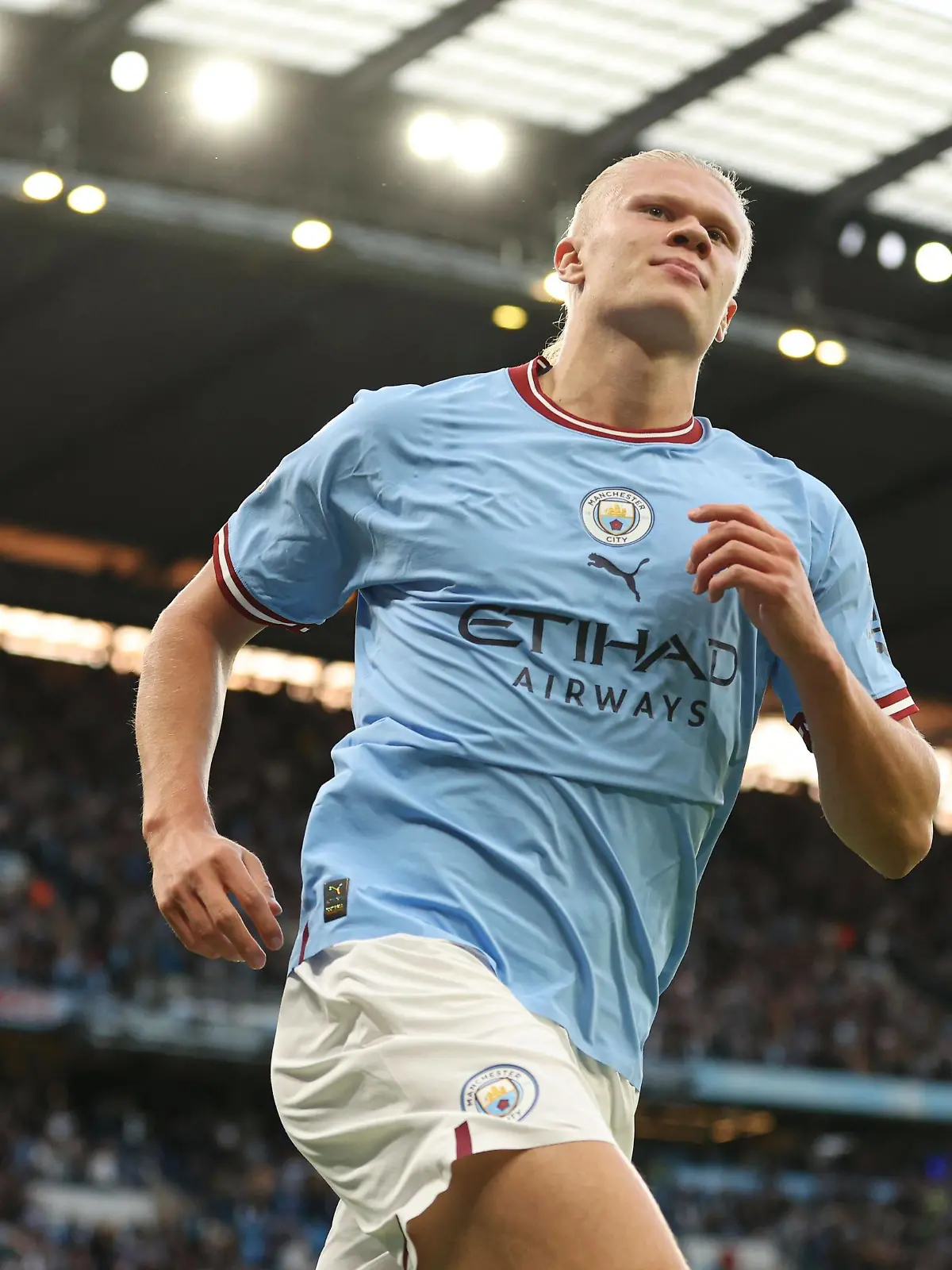  Mandatory Credit: Photo by Paul Currie/Shutterstock 13355492m Erling Haaland of Manchester City celebrates scoring the 1st goal Manchester City v Nottingham Forest, Premier League, Football, Etihad Stadium, Manchester, UK - 31 Aug 2022 EDITORIAL USE ONLY No use with unauthorised audio, video, data, fixture lists, club/league logos or live services. Online in-match use limited to 120 images, no video emulation. No use in betting, games or single club/league/player publications. Manchester City v Nottingham Forest, Premier League, Football, Etihad Stadium, Manchester, UK - 31 Aug 2022 EDITORIAL USE ONLY No use with unauthorised audio, video, data, fixture lists, club/league logos or live services. Online in-match use limited to 120 images, no video emulation. No use in betting, games or single club/league/player publications. PUBLICATIONxINxGERxSUIxAUTXHUNxGRExMLTxCYPxROMxBULxUAExKSAxONLY Copyright: xPaulxCurrie/Shutterstockx 13355492m