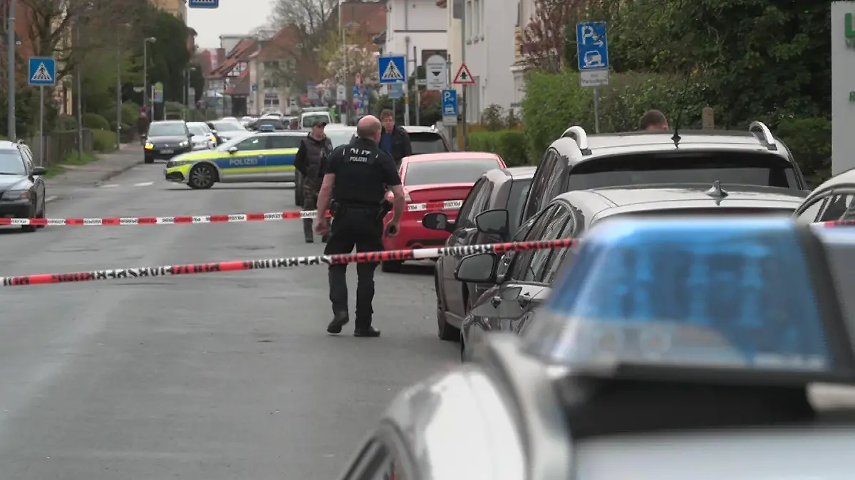Eine Polizistin in Nienburg wurde im Einsatz verletzt.