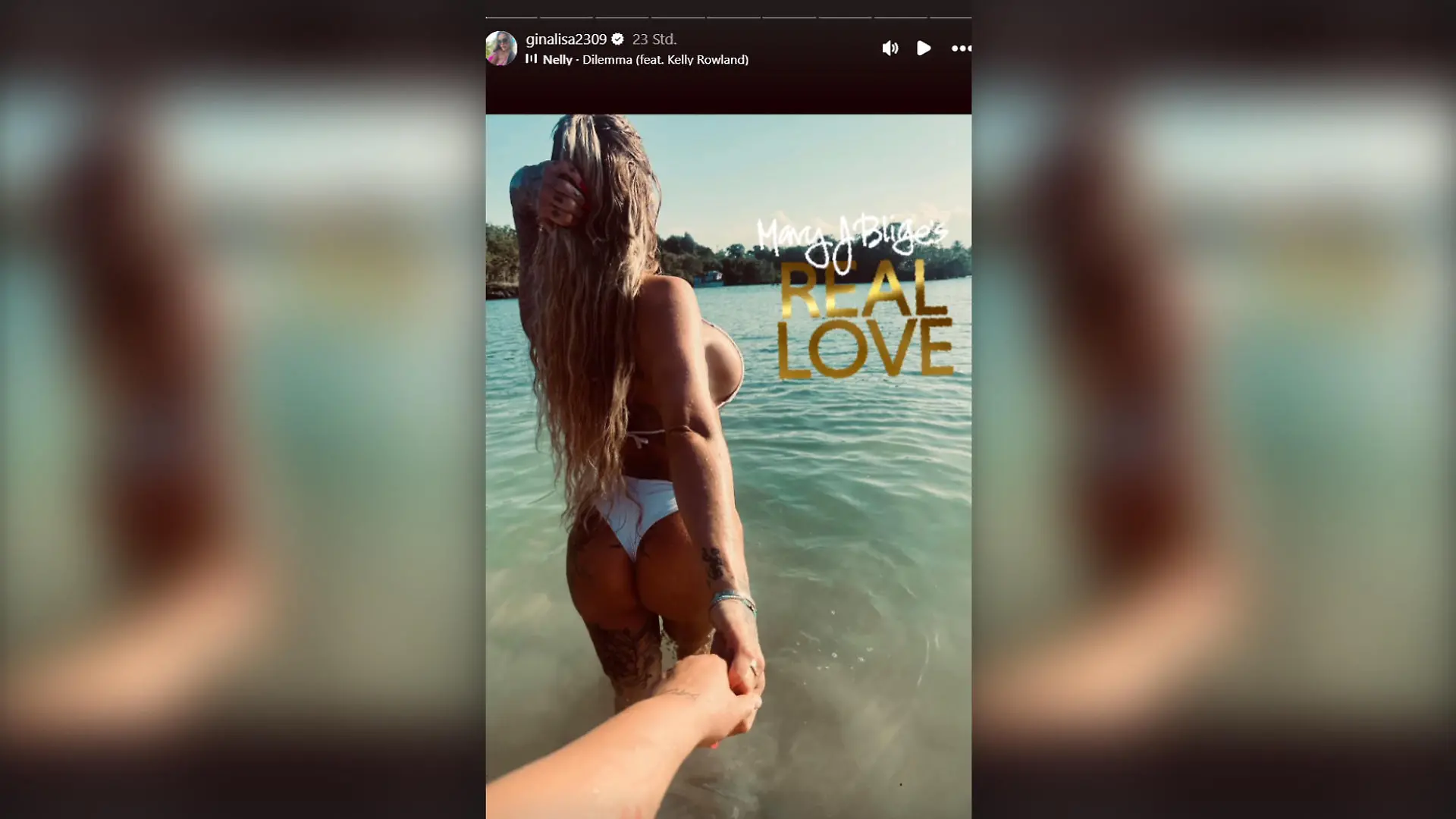 Gina-Lisa Lohfink am Strand