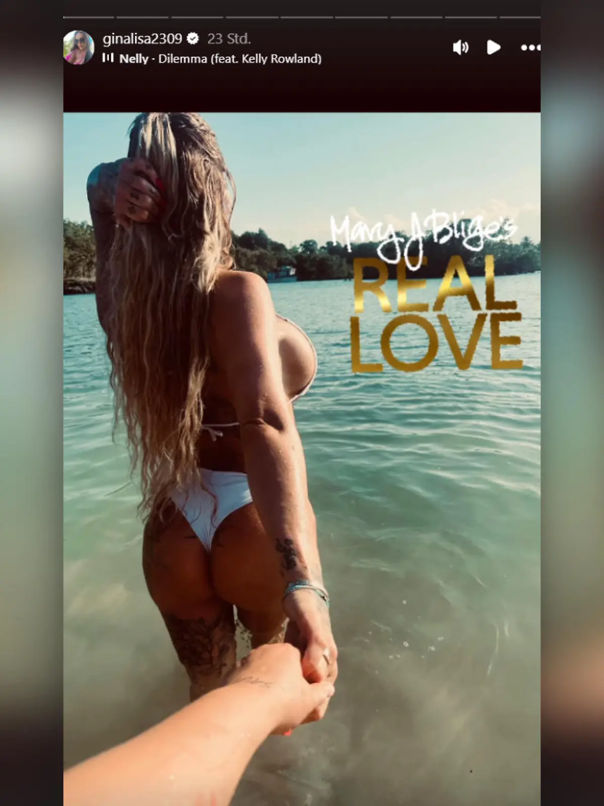 Gina-Lisa Lohfink am Strand