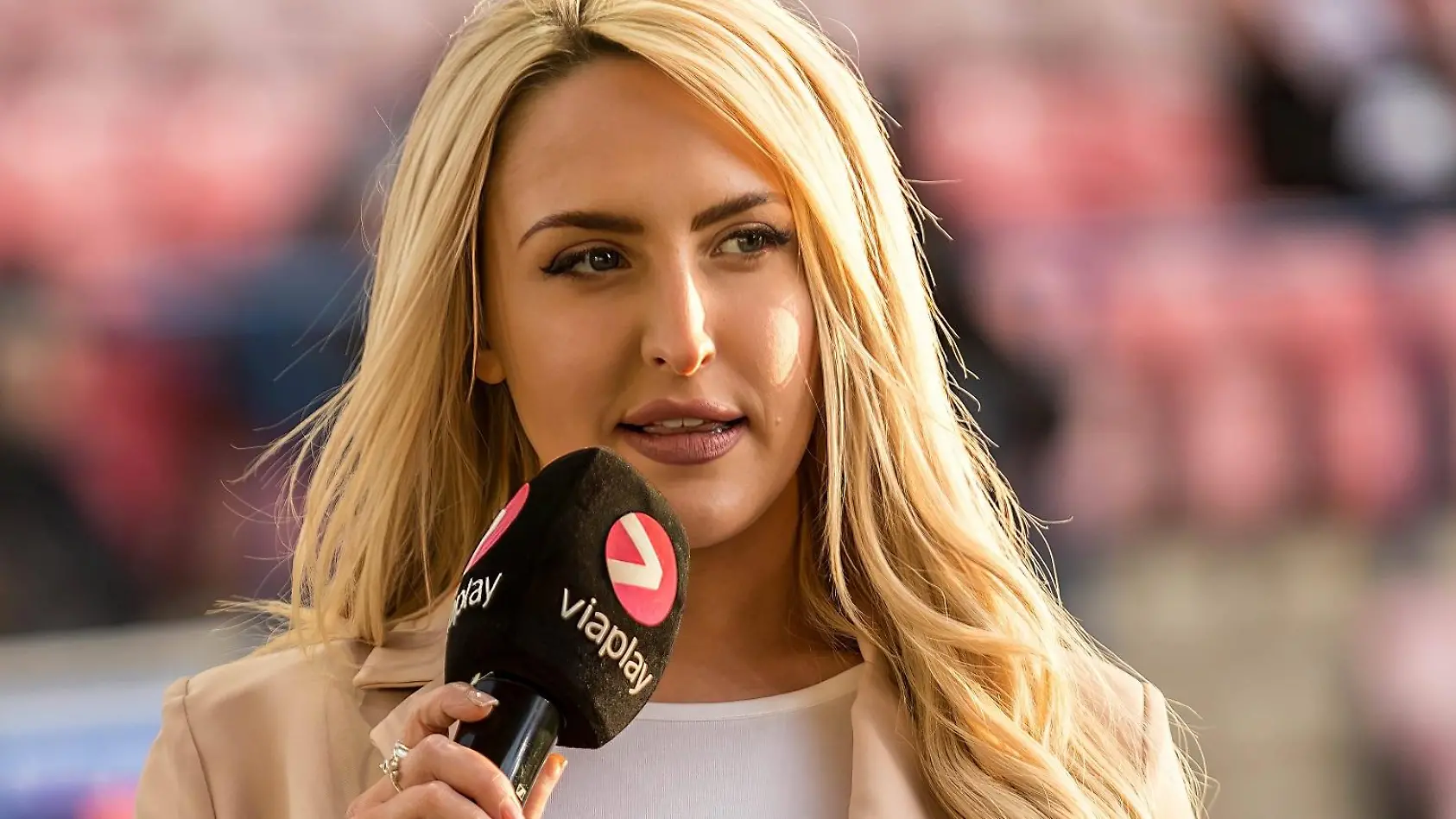 Ekelig! Moderatorin erhält viele Sex-Anfragen