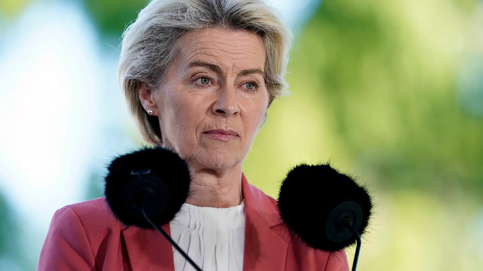 30.08.2022, Dänemark, Marienborg: Ursula von der Leyen, Präsidentin der Europäischen Kommission, nimmt an einer Pressekonferenz nach einem Treffen während des Gipfeltreffens zum Ausbau der Windenergie in der Ostsee auf dem Anwesen Marienborg teil. Foto: Mads Claus Rasmussen/Ritzau Scanpix Foto/AP/dpa - ACHTUNG: Nur zur redaktionellen Verwendung und nur mit vollständiger Nennung des vorstehenden Credits +++ dpa-Bildfunk +++
