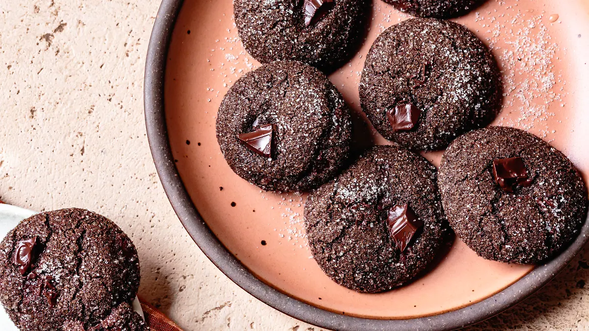 Closeup view of double chocolate ginger cookies sprinklied with sugar.