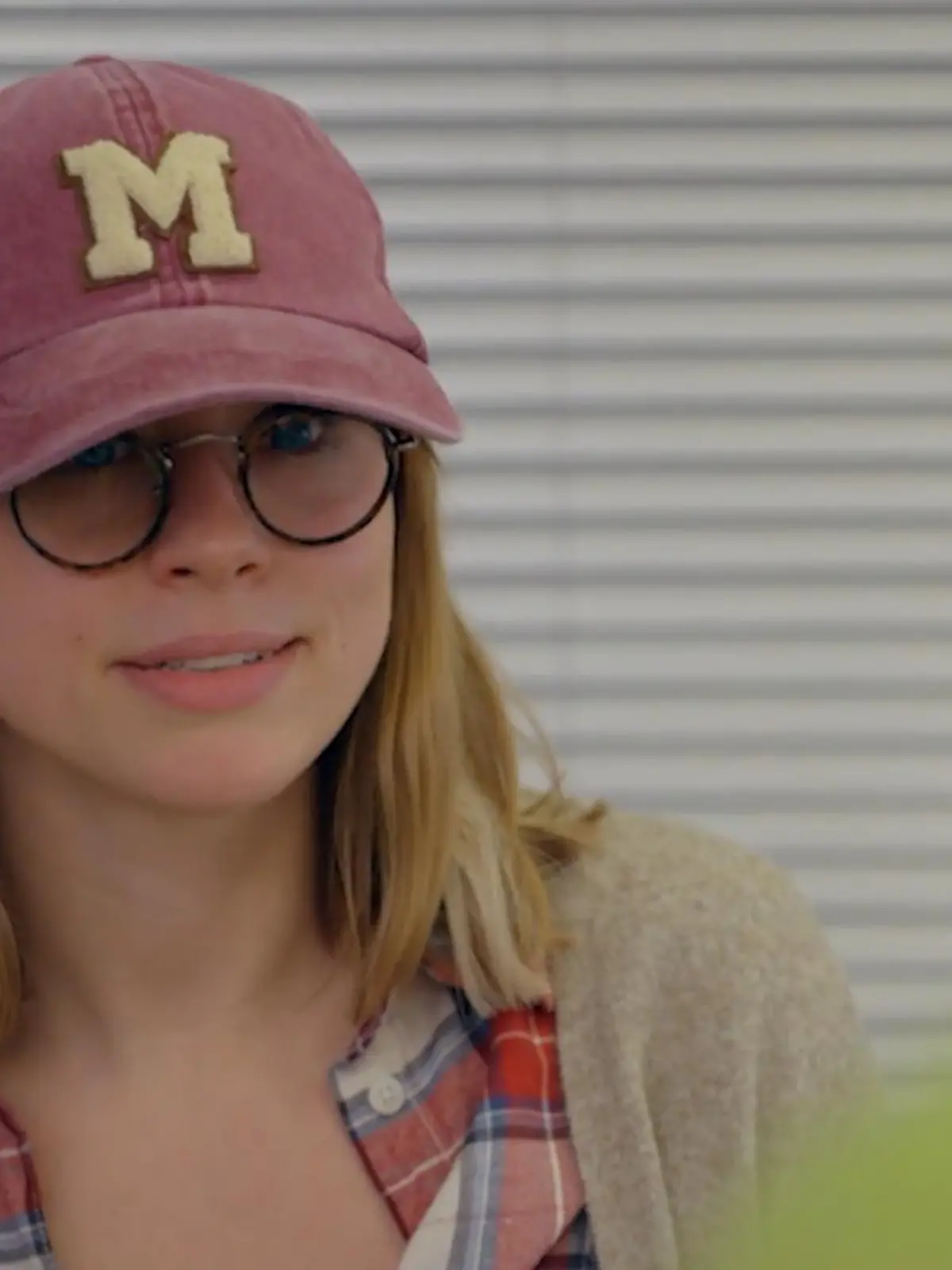 Wiedersehen macht bei GZSZ nicht immer Freude! Yvonne (Gisa Zach) traut ihren Augen nicht: Zoe Vogt ist wieder da!