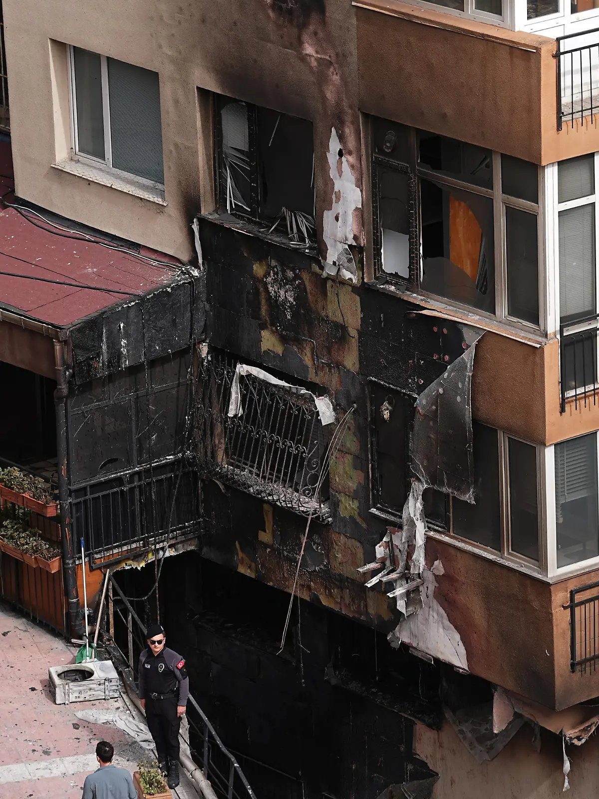 ISTANBUL, TURKIYE- APRIL 02: A view following the outbreak of a fire at a nightclub in the basement of a 16-story building in Besiktas district of Istanbul, Turkiye on April 02, 2024. Death toll rises to 25 in the fire, says provincial governorship. Fire brigades and emergency teams were dispatched to the scene of the fire. The cause of the fire remains under investigation. Hakan Akgun / Anadolu