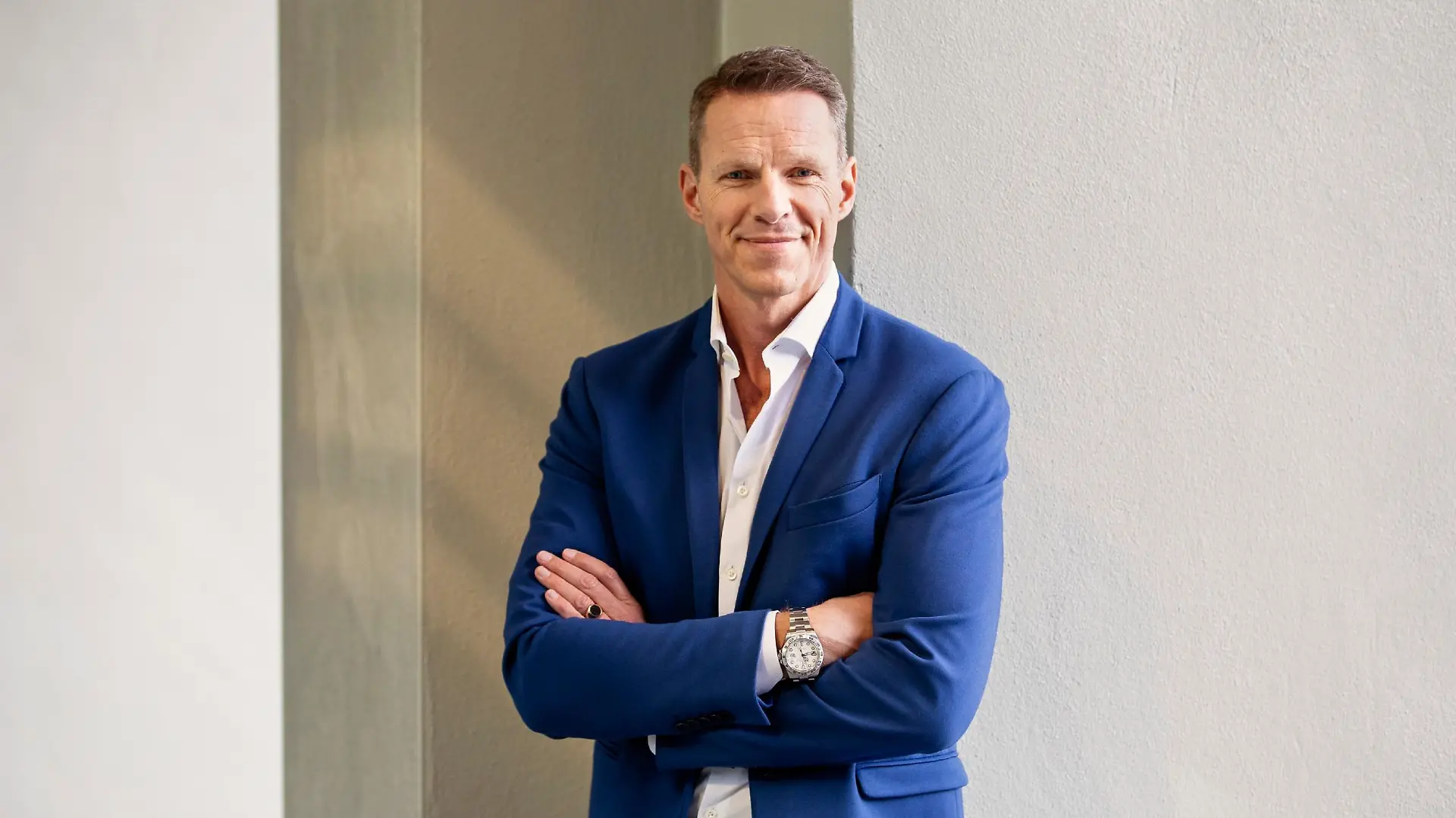 Martin Gradl ist neuer Co-Geschäftsführer von RTL NEWS.
+++ Die Verwendung des sendungsbezogenen Materials ist nur mit dem Hinweis und Verlinkung auf RTL+ gestattet. +++