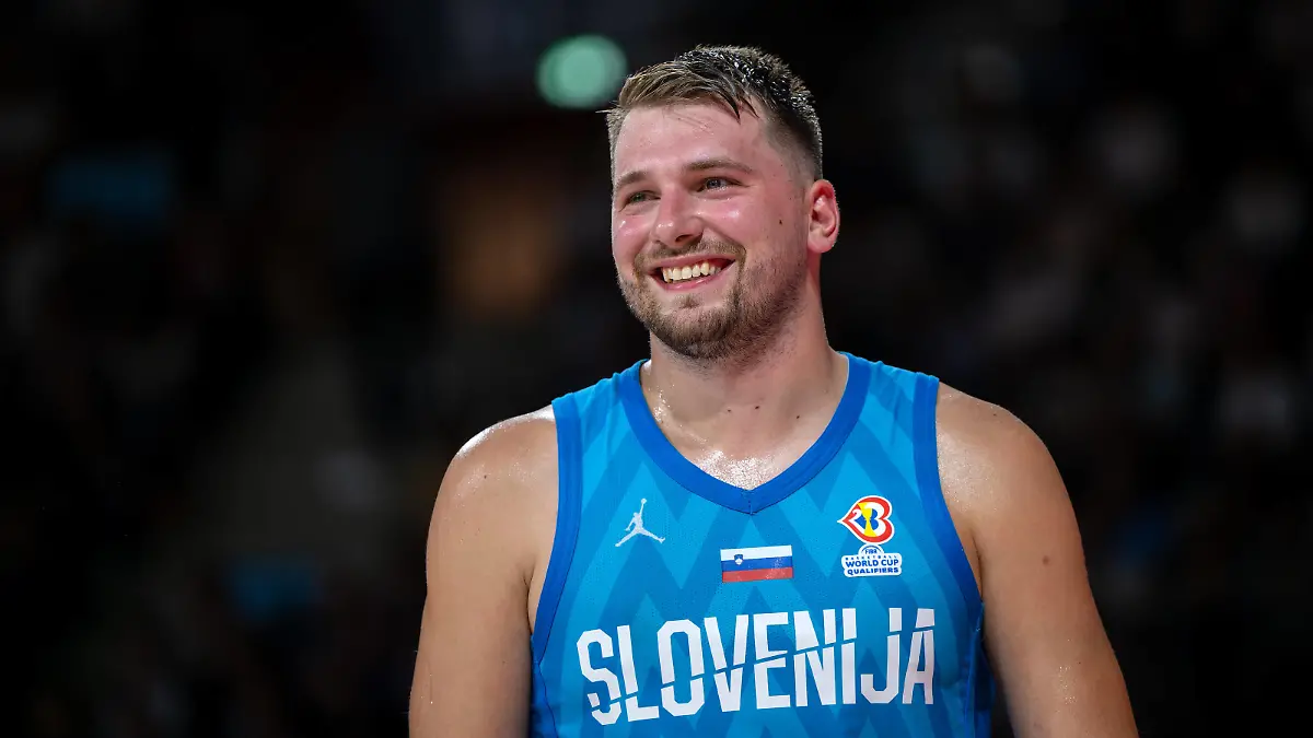 Basketball München 28.08.2022 World Cup European Qualifiers Deutschland GER - Slowenien SLO Luka Doncic Slowenien, No.77 *** Basketball Munich 28 08 2022 World Cup European Qualifiers Germany GER Slovenia SLO Luka Doncic Slovenia, No 77
