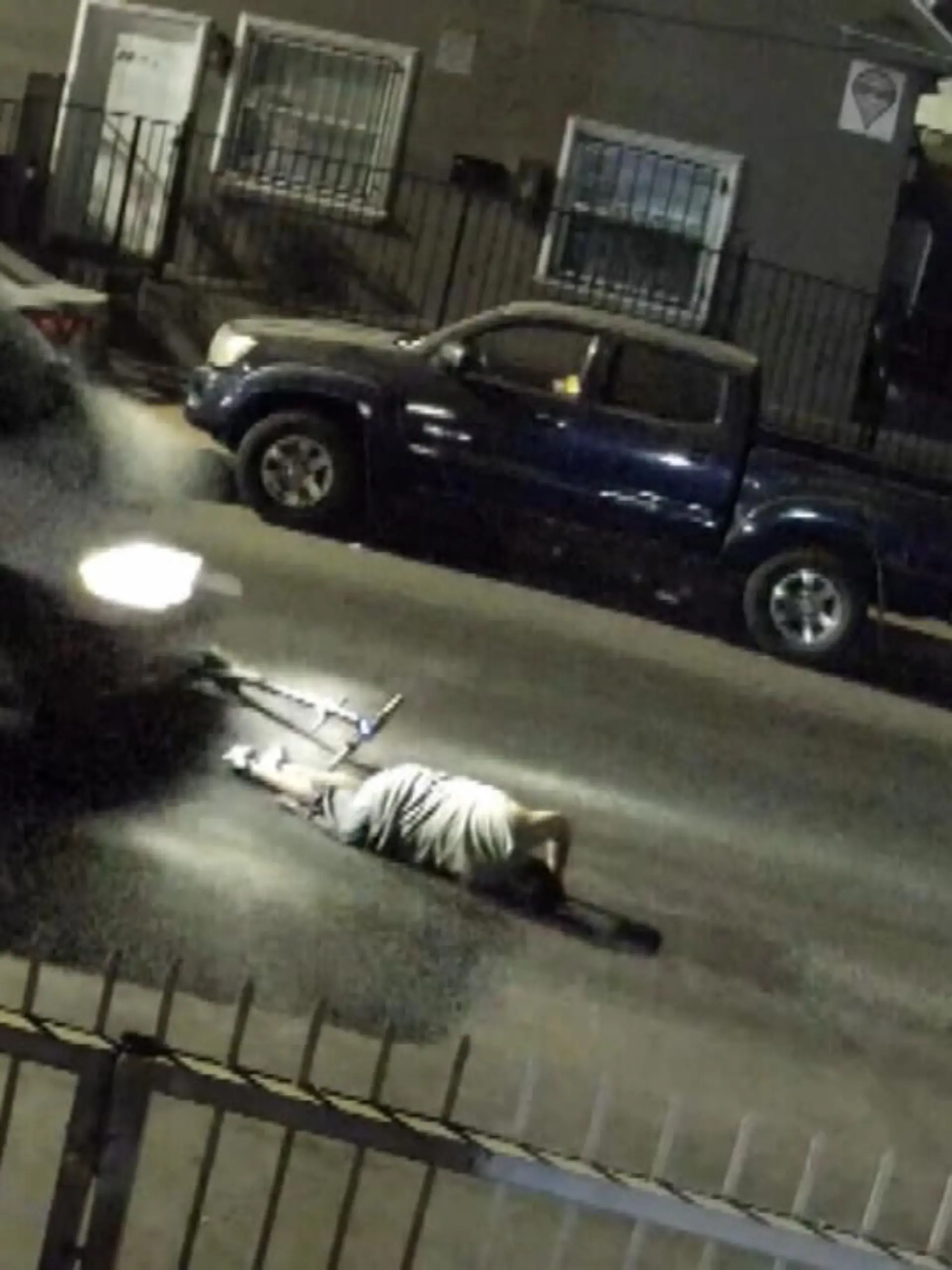 Dass Luis Lopez diesen Vorfall überlebt hat, grenzt an ein Wunder! Der Familienvater verlor das Gleichgewicht auf einem Elektroroller, stürzte und wurde anschließend überfahren.