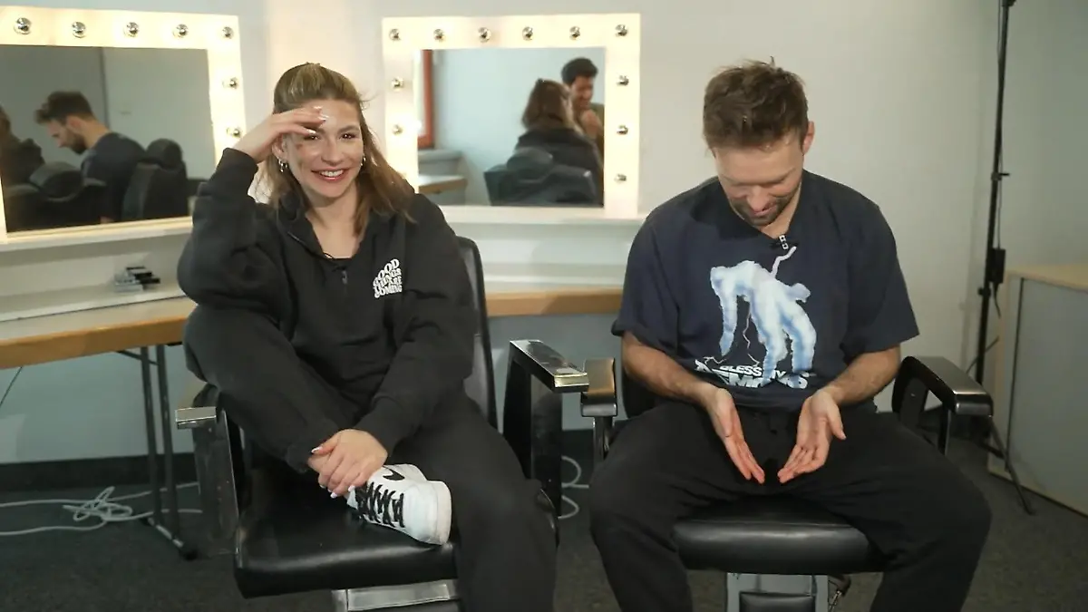 „Let’s Dance“-Profi Vadim hat ein XXL-Loch in der Hose! Lacher mitten im Interview