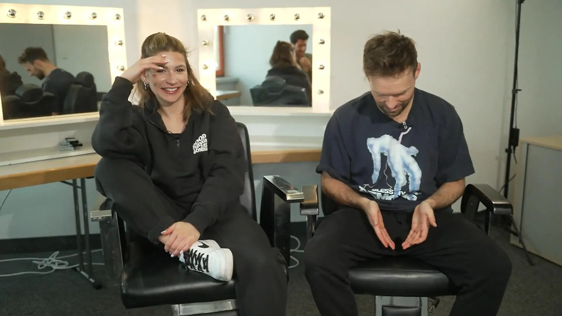 „Let’s Dance“-Profi Vadim hat ein XXL-Loch in der Hose! Lacher mitten im Interview