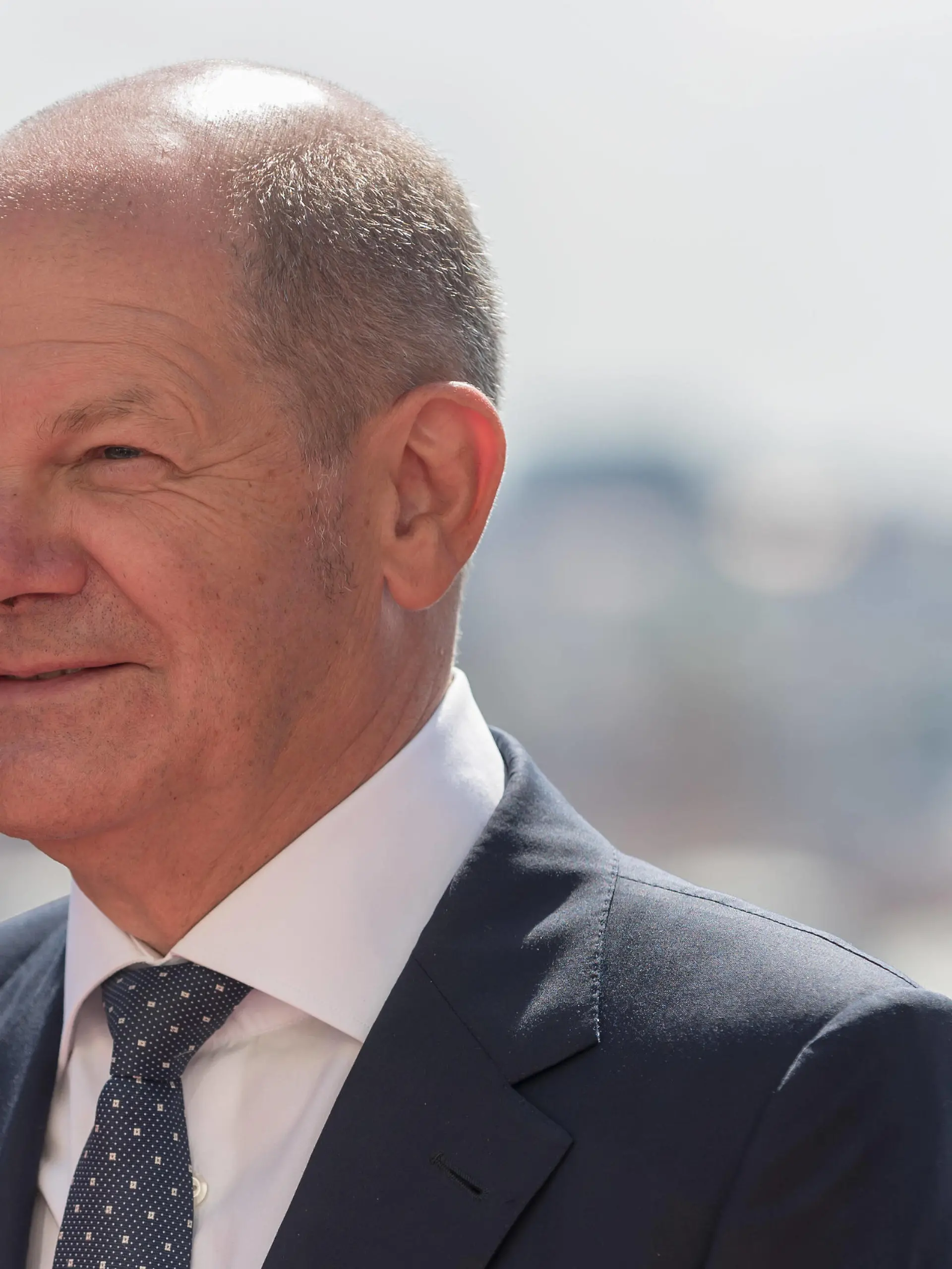 August 29, 2022, Prague, Czech Republic: German Chancellor Olaf Scholz seen before a joint meeting in Prague. Olaf Scholz SPD is on first official visit to Czech Republic, where he discusses with his Czech counterpart current situation in Ukraine, energy security of the European Union and relationship between Germany and Czech Republic. Prague Czech Republic - ZUMAs197 20220829_zaa_s197_034 Copyright: xTomasxTkacikx