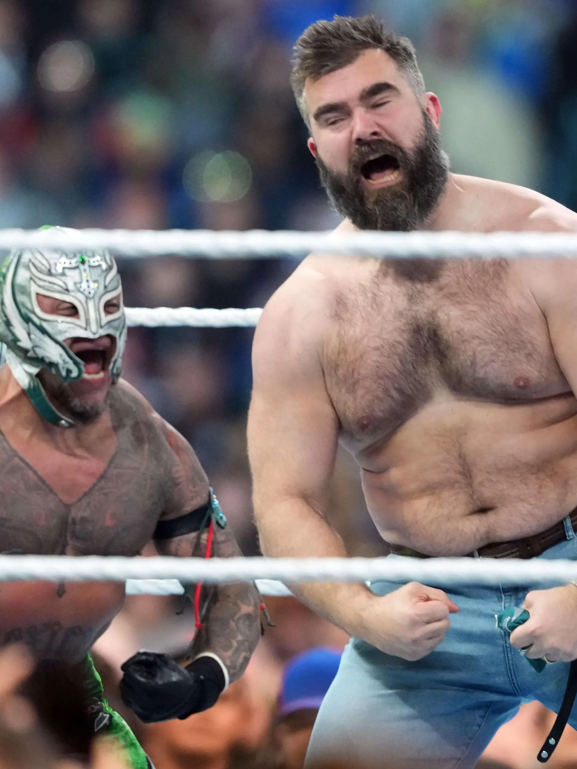 Jason Kelce macht auch im Ring eine gute Figur.
