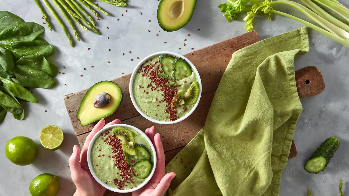 Food, Smoothie-Bowls gesunde ernährung,green smoothie,clean-eating,green bowl *** healthy diet,green smoothie mcp-krb
