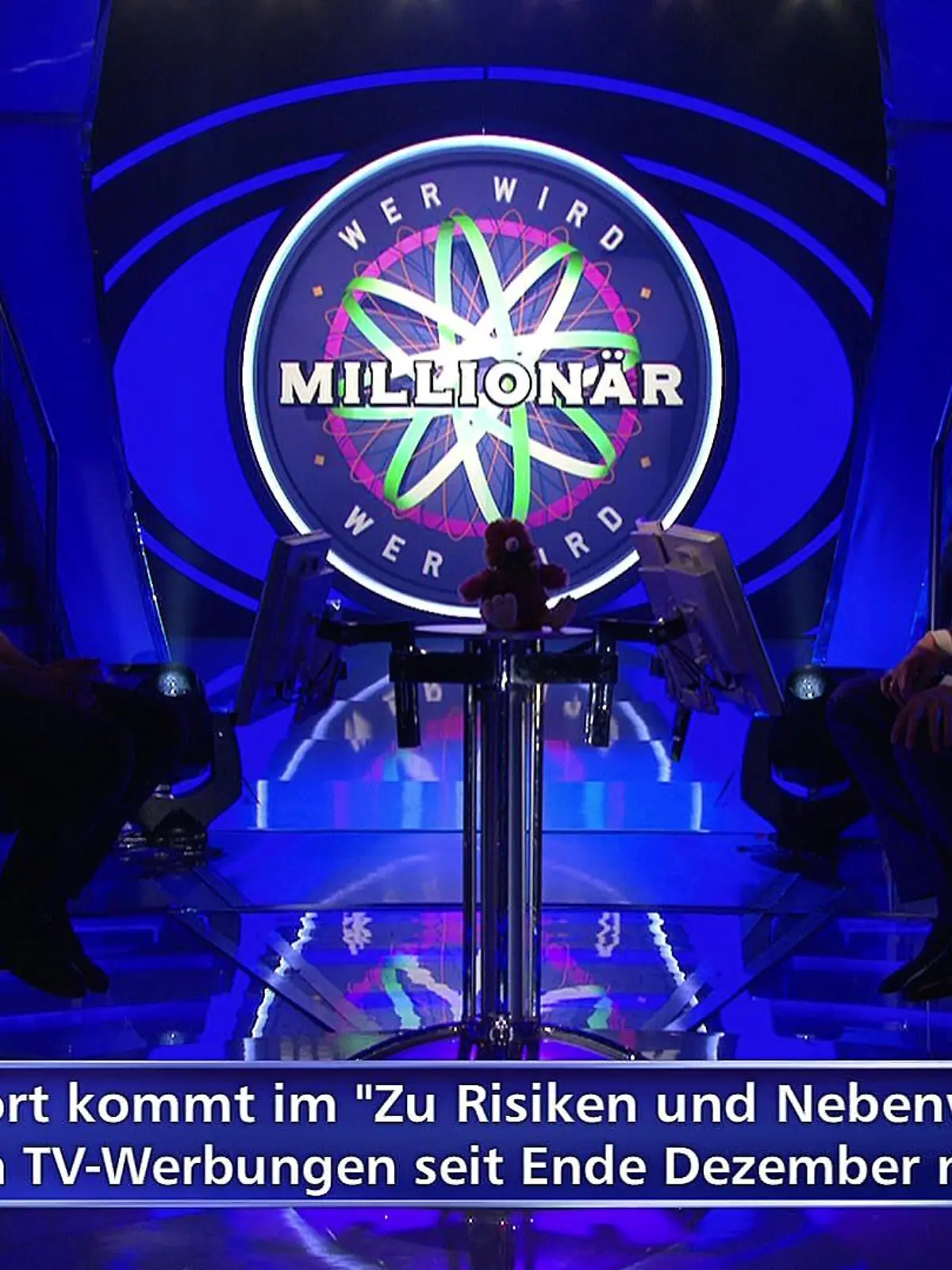 "Wer wird Millionär"-Teilnehmer und Günther Jauch besprechen die Frage ganz in Ruhe.