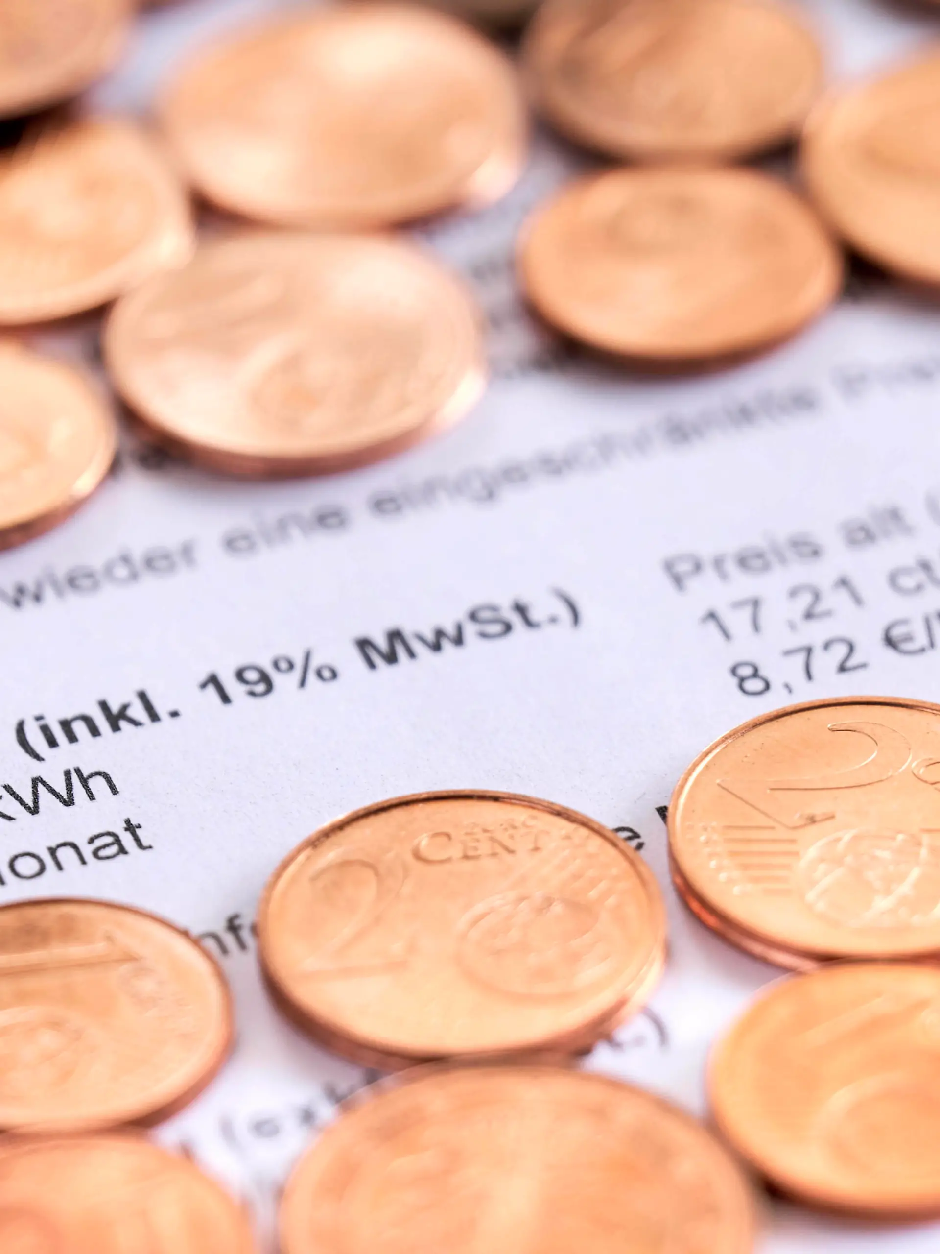 Der Preis für Strom steigt unaufhörlich. Strompreiserhöhung Deutschland am 22.08.2022 *** The price of electricity is rising incessantly Electricity price increase Germany on 22 08 2022
