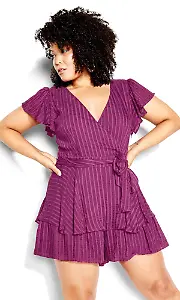 Kurzer Jumpsuit mit Rüschen