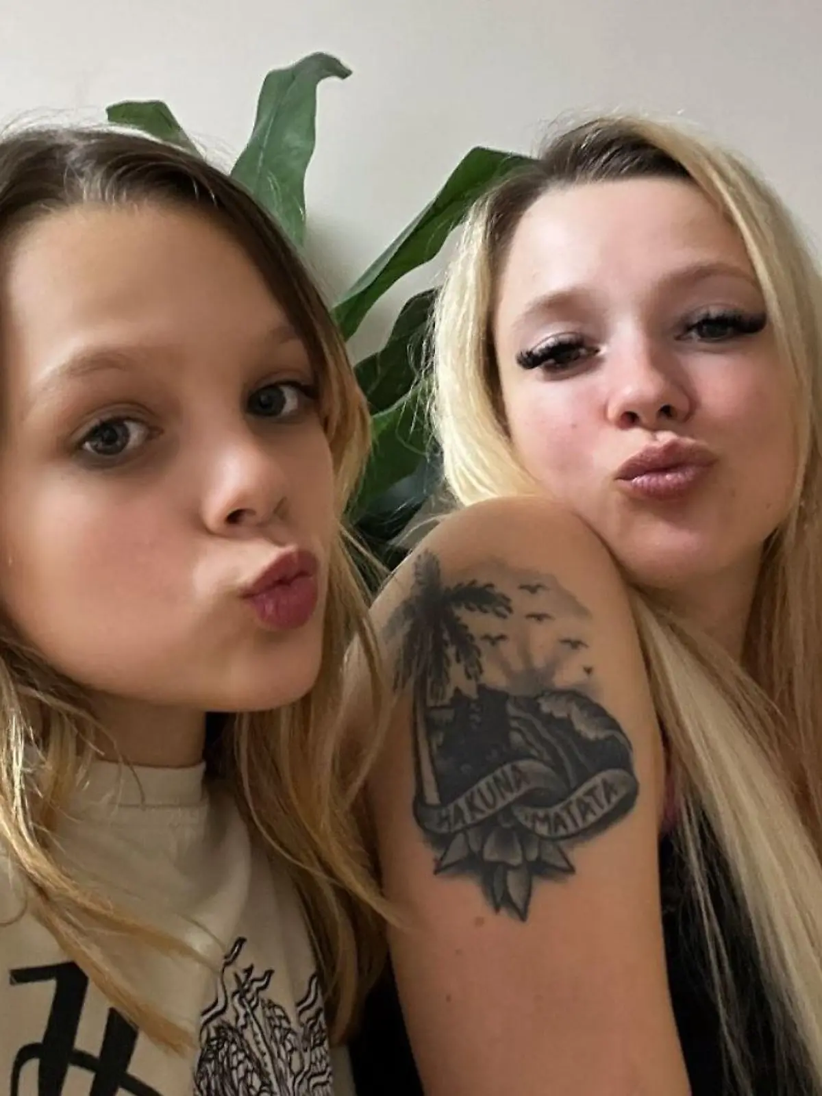 Miley und Anne Wünsche machen jetzt bei Instagram gemeinsame Sache.