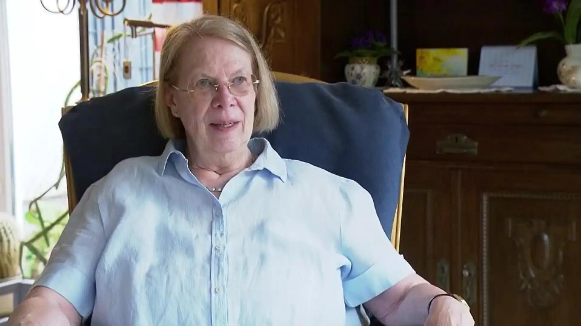 Die 70-jährige Ingrid gibt die aktive Suche nach dem Mörder ihrer Tochter auf.