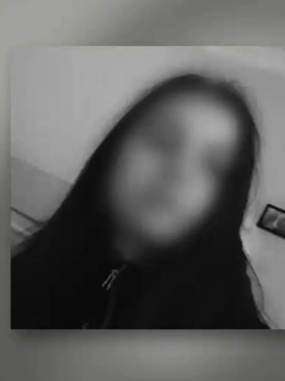 Die 16-Jährige wurde in der Nähe des Flughafengeländes von Polizeikräften tot aufgefunden.