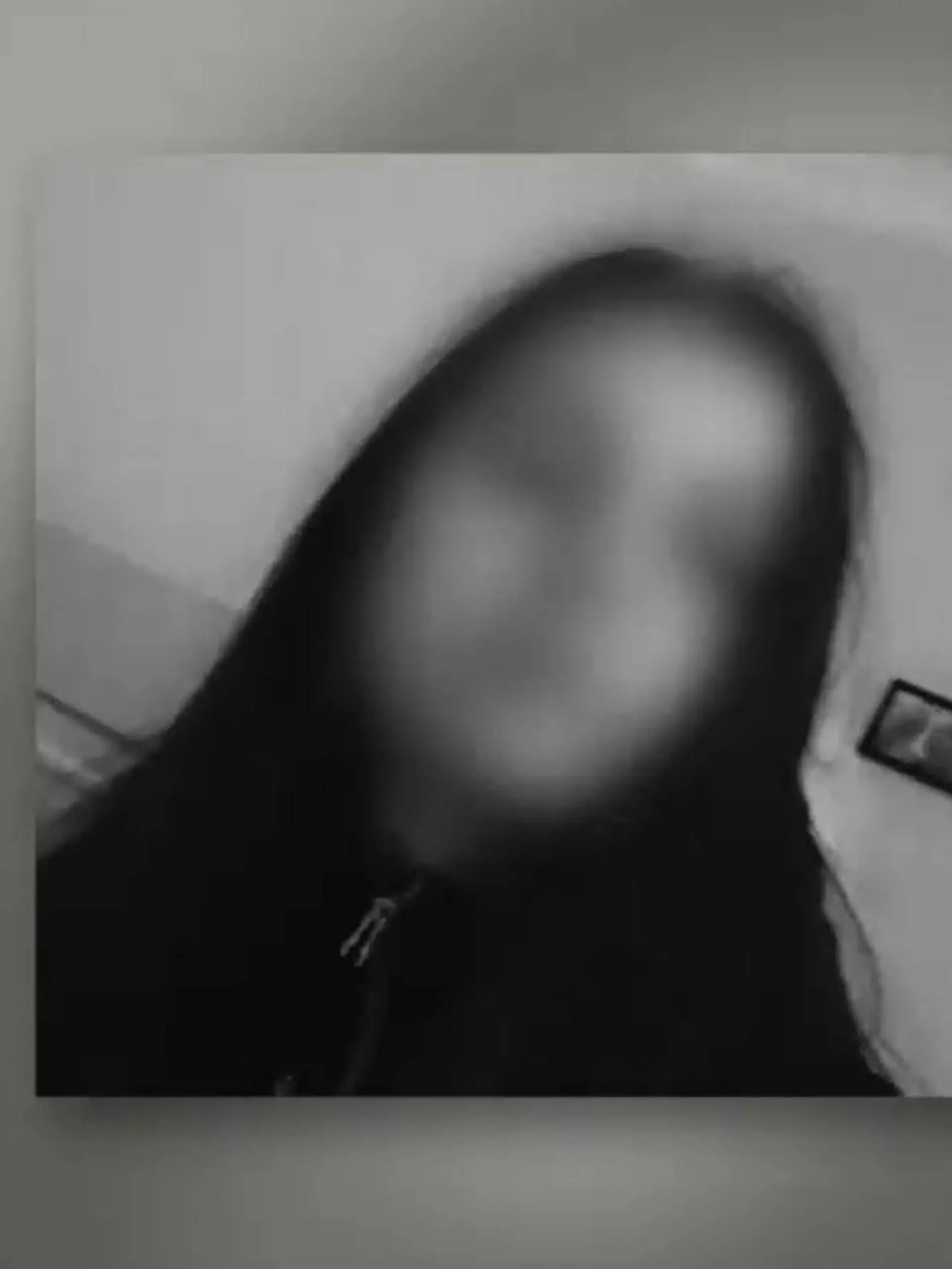 Die 16-Jährige wurde in der Nähe des Flughafengeländes von Polizeikräften tot aufgefunden.