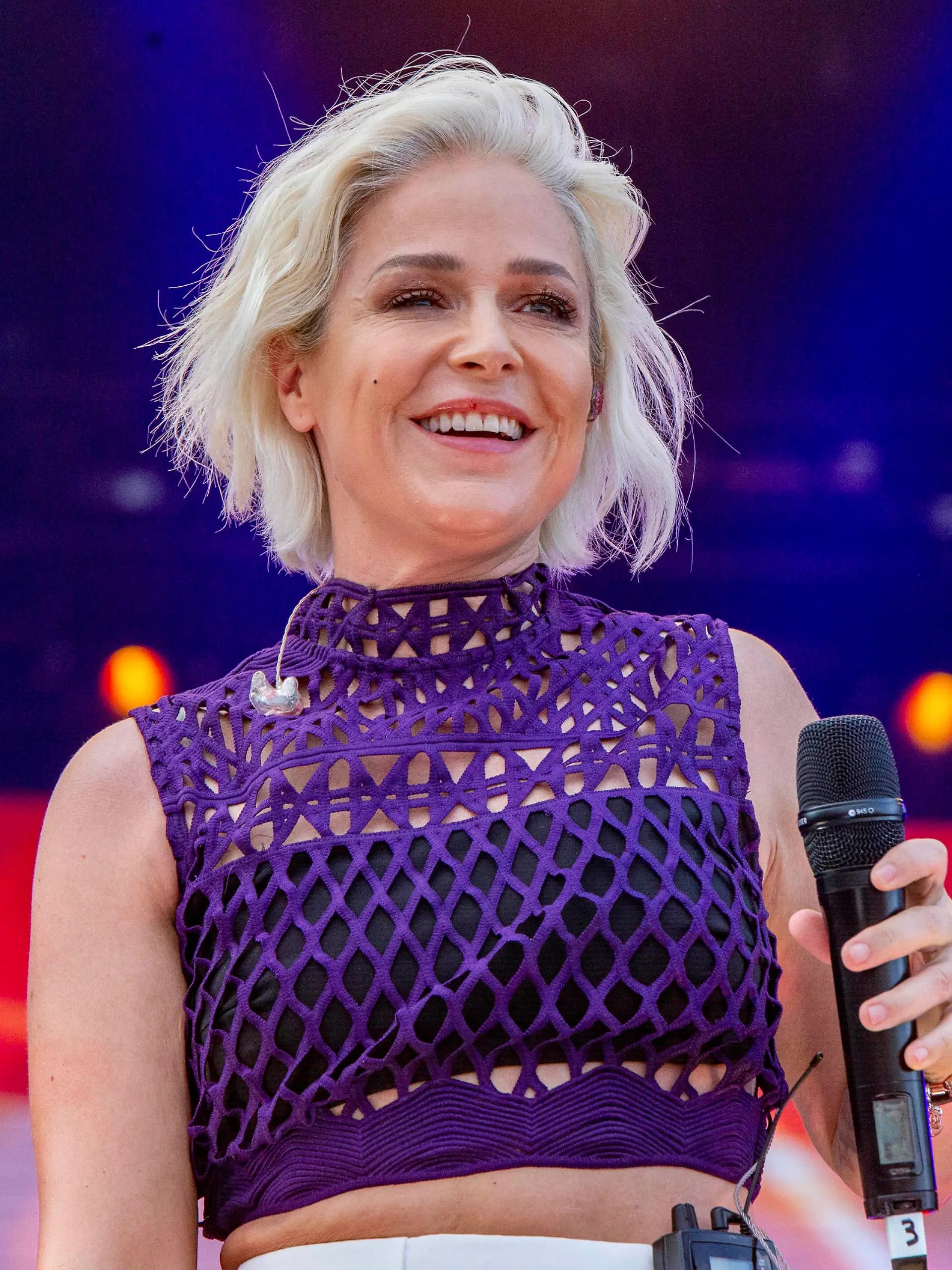  Michelle live beim Schlagerinsel Open Air auf dem Volksfestplatz. Hildesheim, 03.07.2022 *** Michelle live at the Schlagerinsel Open Air at the Volksfestplatz Hildesheim, 03 07 2022 Foto:xT.xGadegastx/xFuturexImage