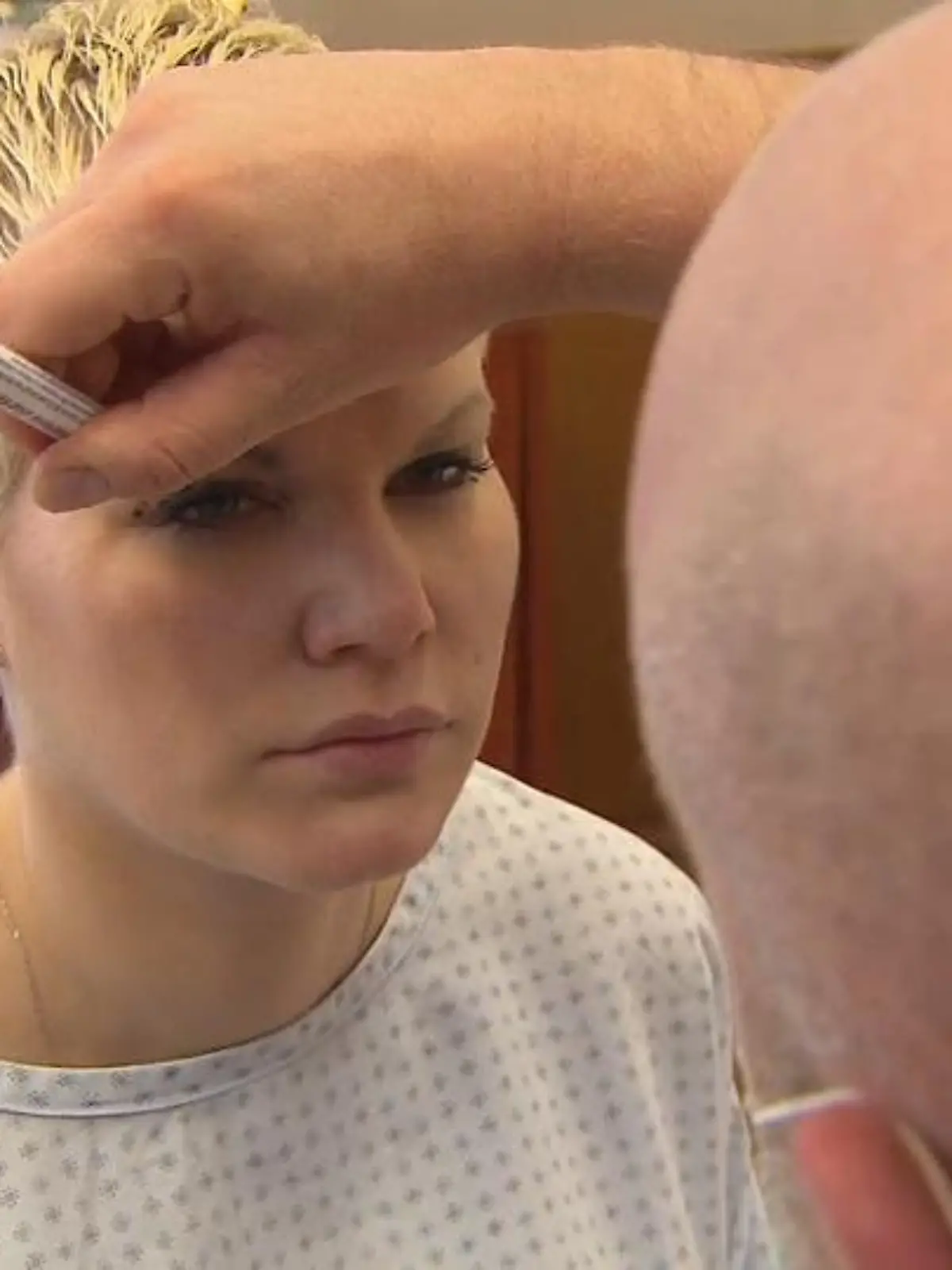 Bild zu: "Melanie Müller war wieder beim Beauty-Doc"