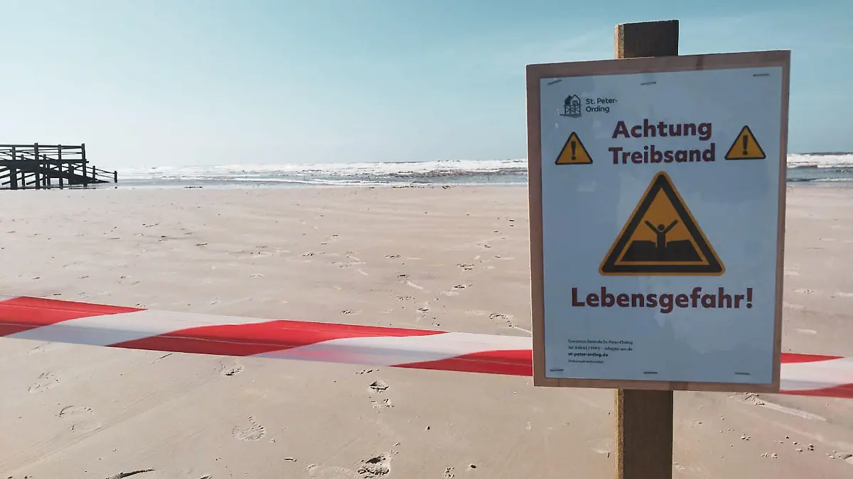 Abgesperrte Fläche, Treibsand am Strandabschnitt Bad von St. Peter-Ording. Foto: ©TZ SPO