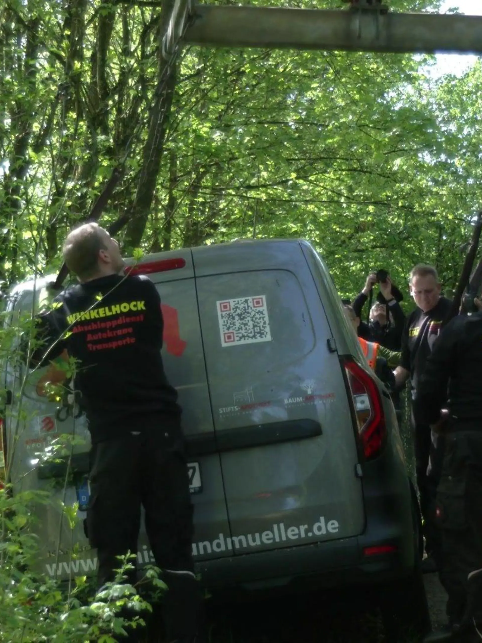 Lieferwagen-Bergung