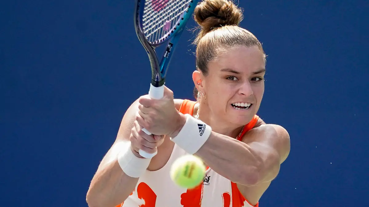 Maria Sakkari, of Greece, returns a shot to Tatjana Maria, of Germany, during the first round of the US Open tennis championships, Monday, Aug. 29, 2022, in New York. (AP Photo/John Minchillo)