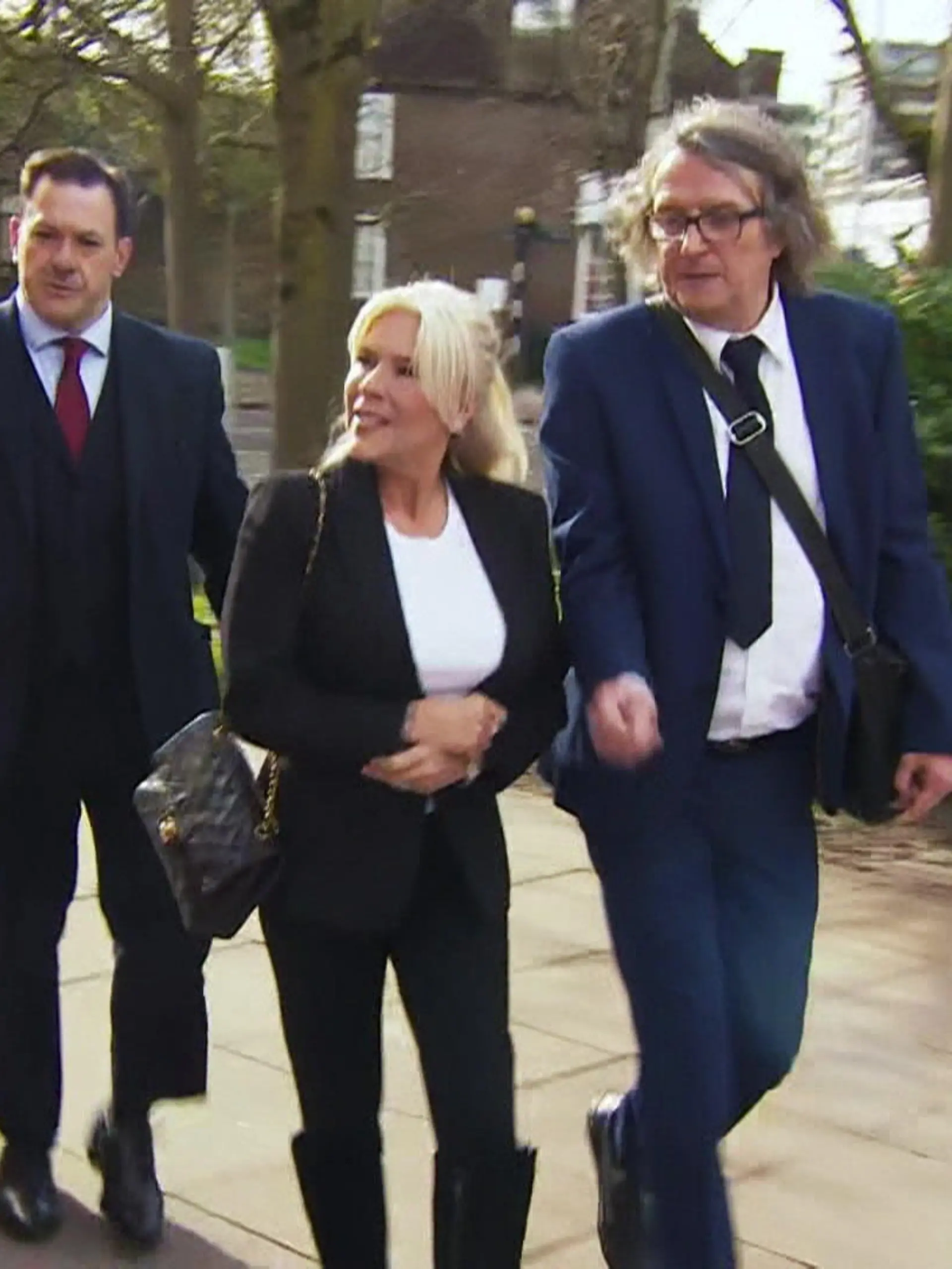 Bild zu: "Samantha Fox vor Gericht"