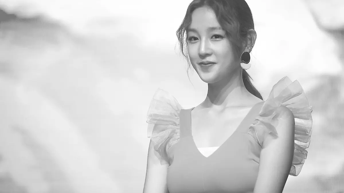 S. Korean singer Park Bo-ram S. Korean singer Park Bo-ram South Korean singer Park Bo-ram attends a showcase to promote her new mini album Orange Moon in Seoul on July 13, 2017. Yonhap/2017-07-14 14:14:00/  1980-2017 YONHAPNEWS AGENCY. . ¼ï EDITORIAL USE ONLY PUBLICATIONxNOTxINxKOR Copyright: xx PYH2017071415810034400 YonhapxNewsx yonphotos117545
