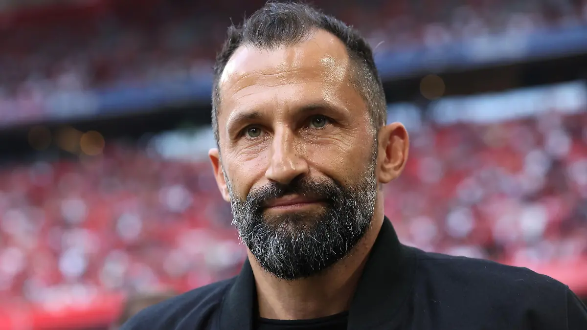MUNICH, GERMANY - AUGUST 27: Hasan Salihamidzic, sporting director of FC Bayern München looks on prior to the Bundesliga match between FC Bayern München and Borussia Mönchengladbach at Allianz Arena on August 27, 2022 in Munich, Germany. (Photo by Alexander Hassenstein/Getty Images)