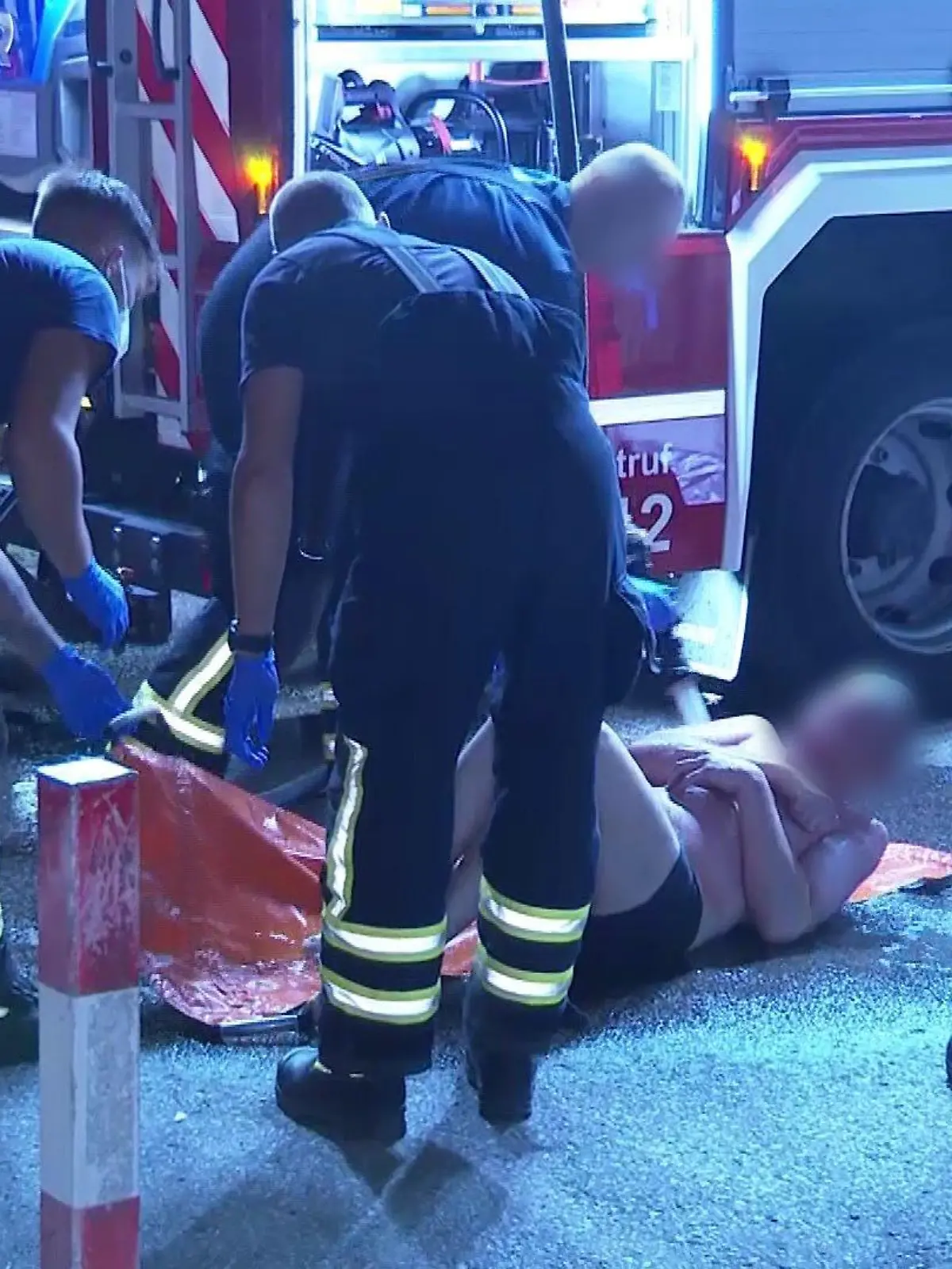 Das Opfer kam mit schweren Verletzungen ins Krankenhaus.