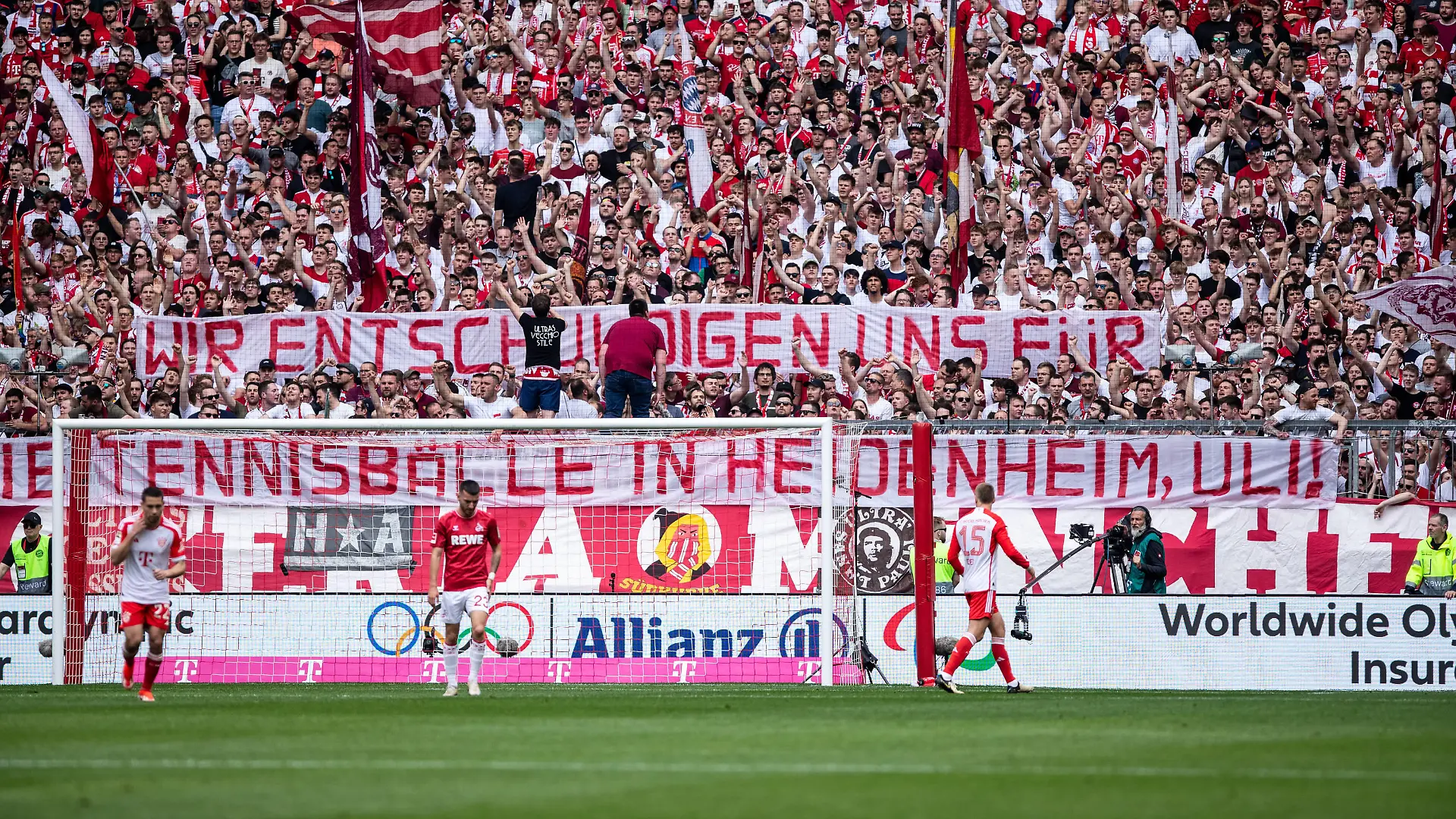 1.Fußball Bundesliga: FC Bayern München - 1.FC Köln, 13.04.2024 Fans von FC Bayern München 1.Fußball Bundesliga: FC Bayern München - 1.FC Köln, Allianz-Arena, München, 13.04.2024 DFB/DFL REGULATIONS PROHIBIT ANY USE OF PHOTOGRAPHS AS IMAGE SEQUENCES AND/OR QUASI-VIDEO *** 1 Soccer Bundesliga FC Bayern Munich 1 FC Cologne, 13 04 2024 Fans of FC Bayern Munich 1 Soccer Bundesliga FC Bayern Munich 1 FC Cologne, Allianz Arena, Munich, 13 04 2024 DFB DFL REGULATIONS PROHIBIT ANY USE OF PHOTOGRAPHS AS IMAGE SEQUENCES AND OR QUASI VIDEO Copyright: xBEAUTIFULxSPORTS/Buriakovx