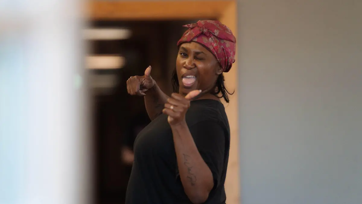 Motsi Mabuse ist beim Tanzkurs voll in ihrem Element